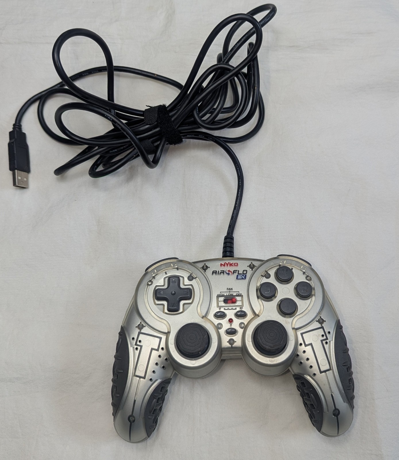 Lot Of Off Brand Game Controller’s -Winner Sega, Nyko For PC, Unbranded GameCube