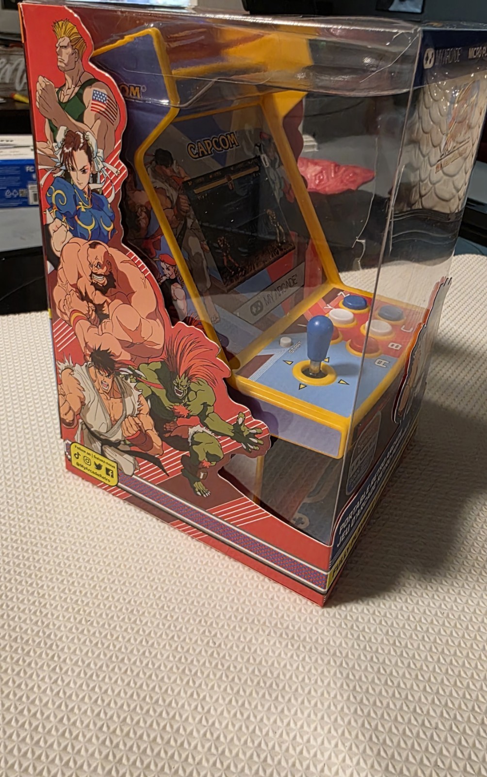 My Arcade – DGUNL-4184 Super Street Fighter II Nano Player Pro Portable Retro