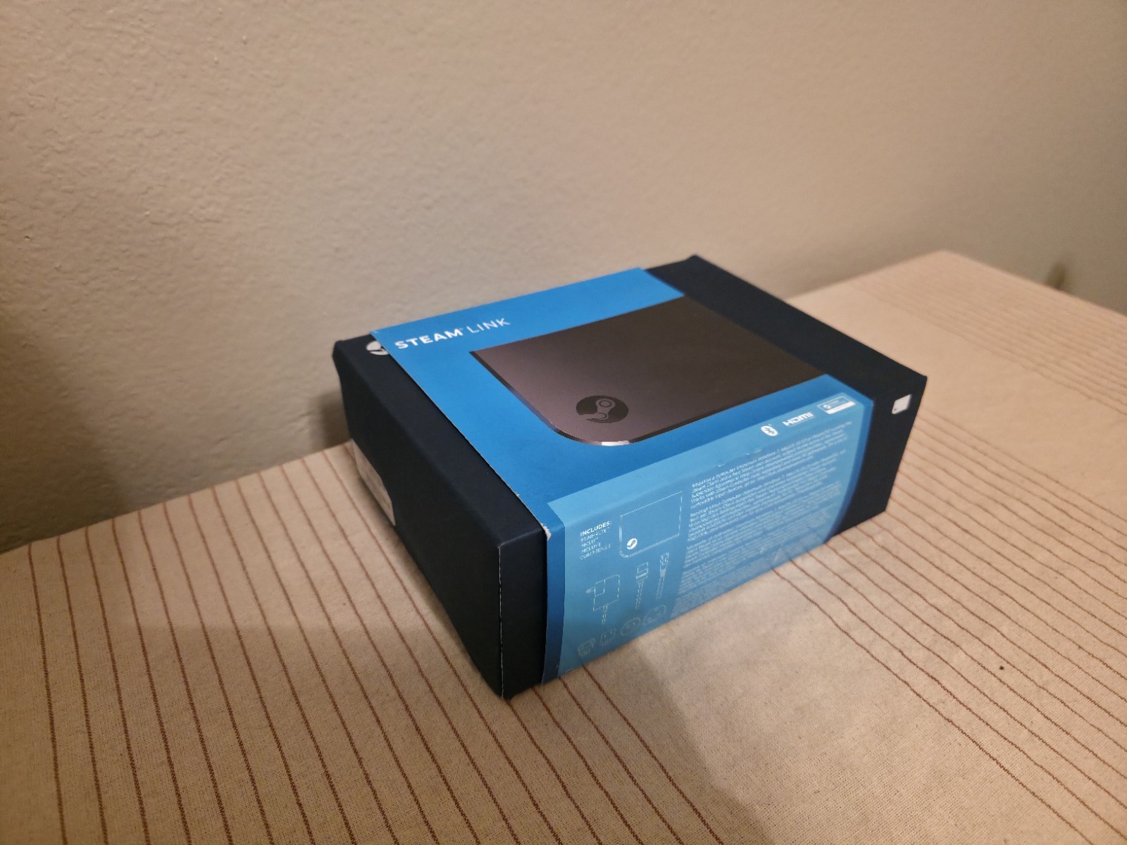 Valve Steam Link Wireless Streaming Device Model 1003 with Power Supply