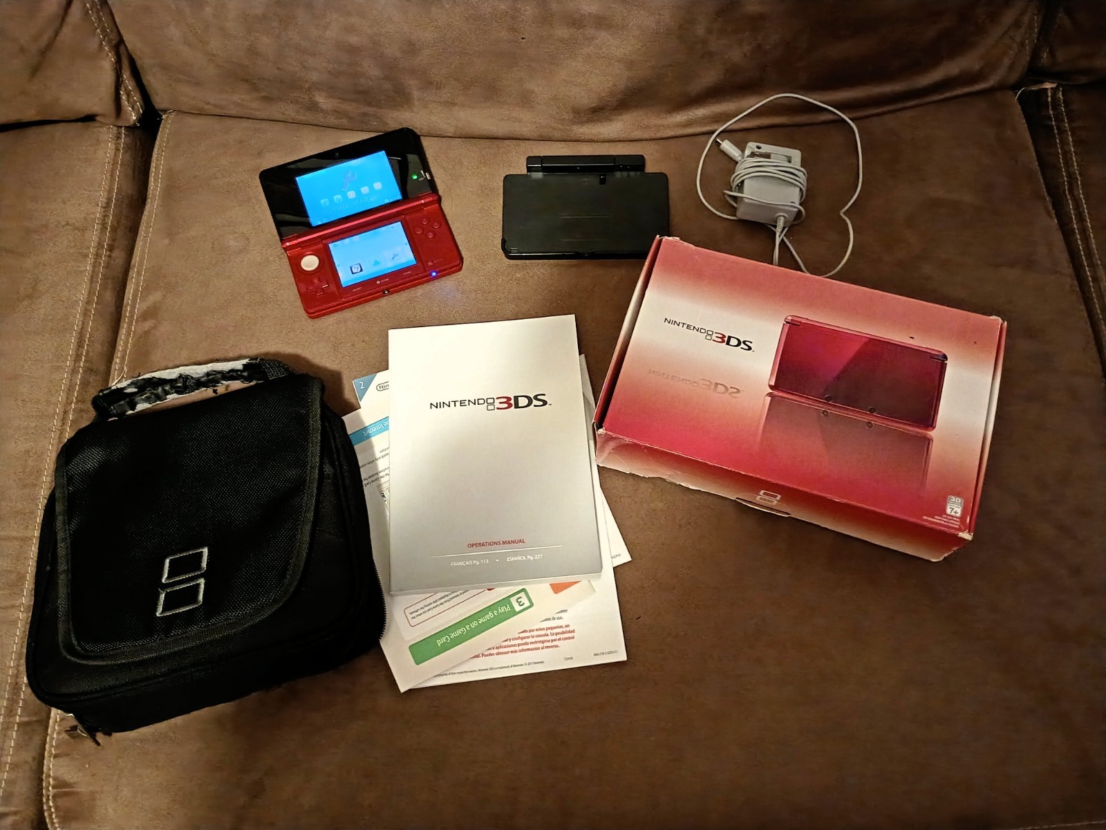 Nintendo 3DS Handheld System – Flame Red With 26 Games