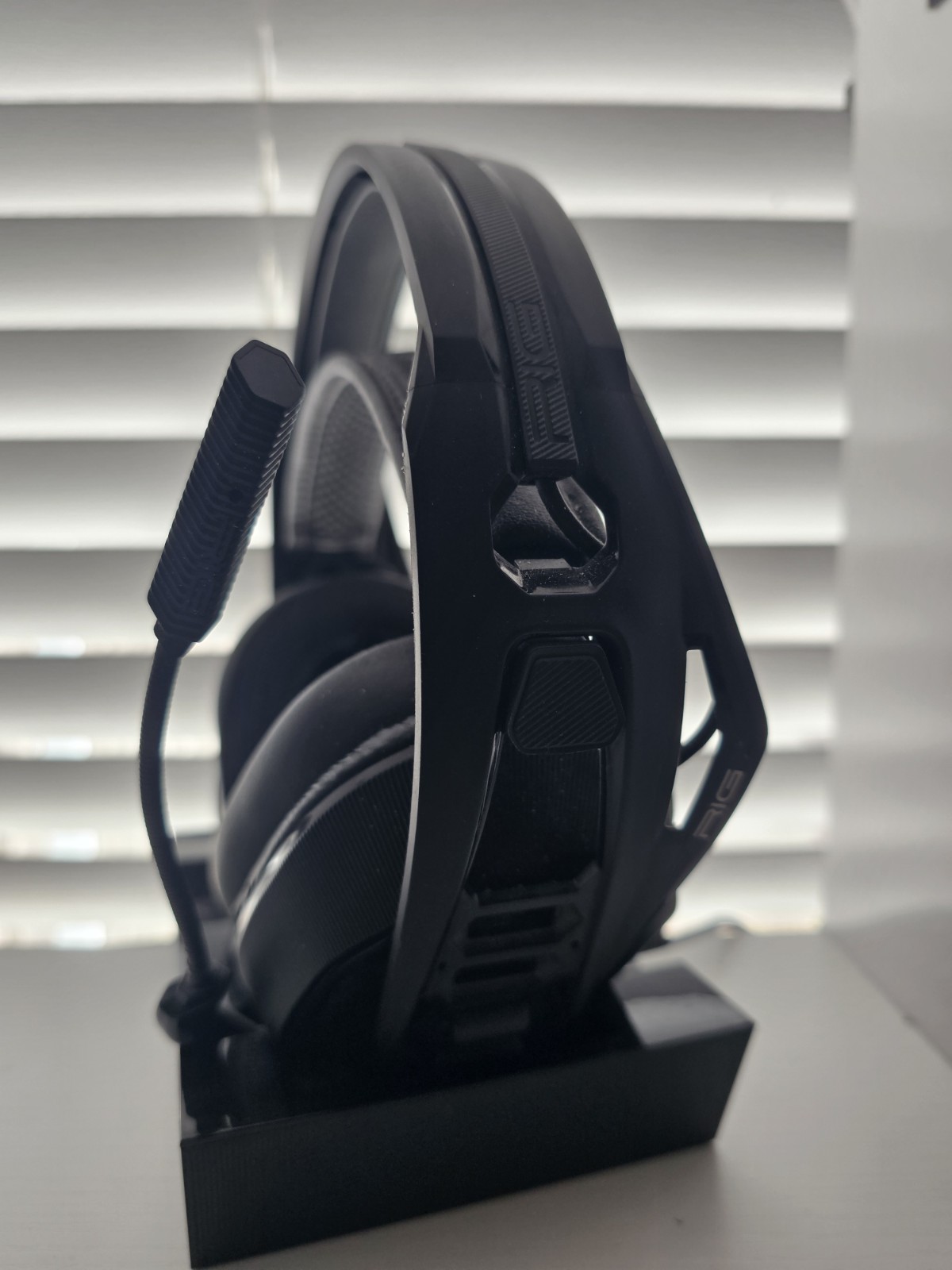 RIG Black Over-Ear Gaming Headset Ear-Cup (Over the Ear) with Boom Microphone