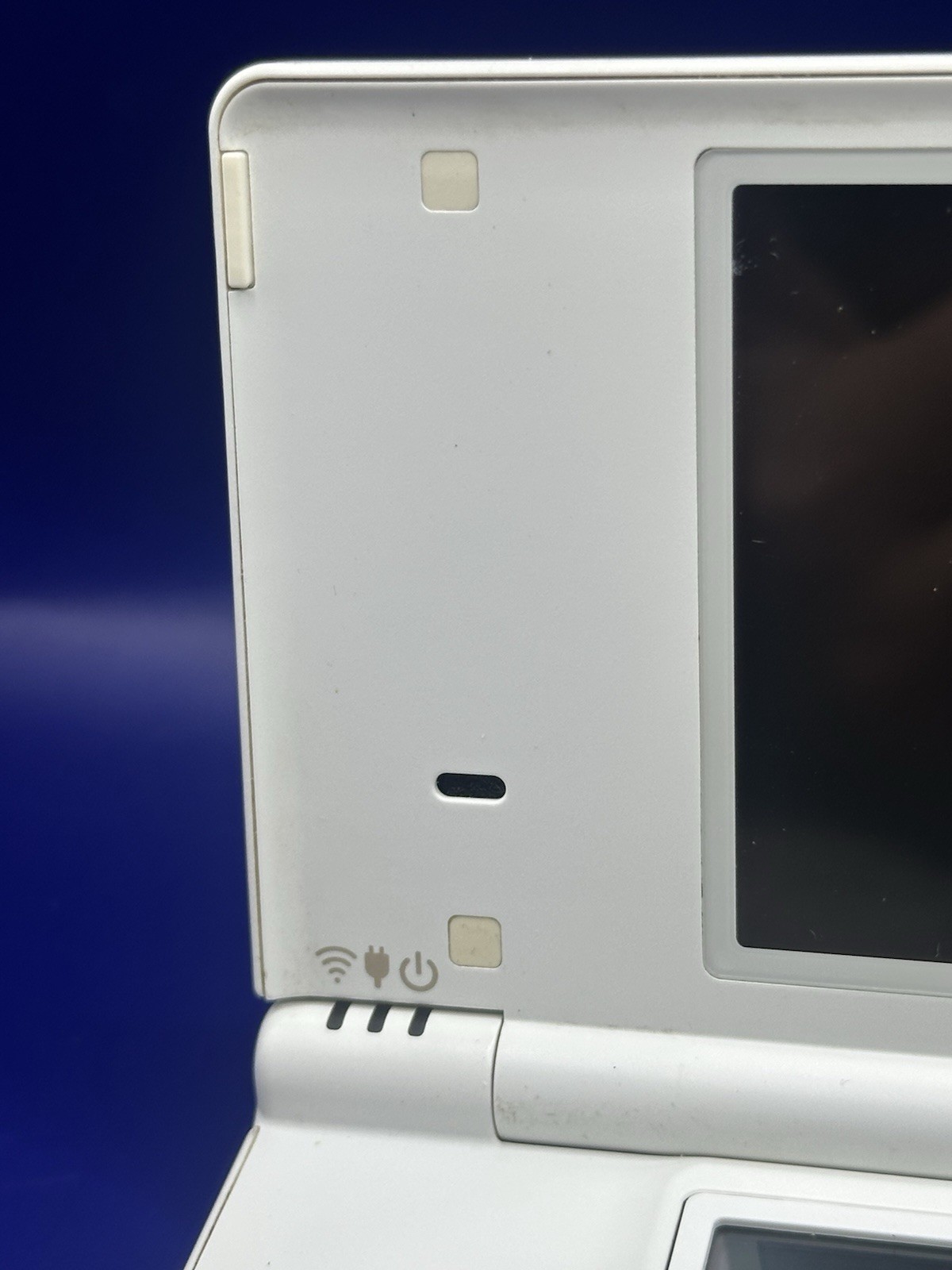 Nintendo DSi Japan version console White Handheld System W Charger T/ Working