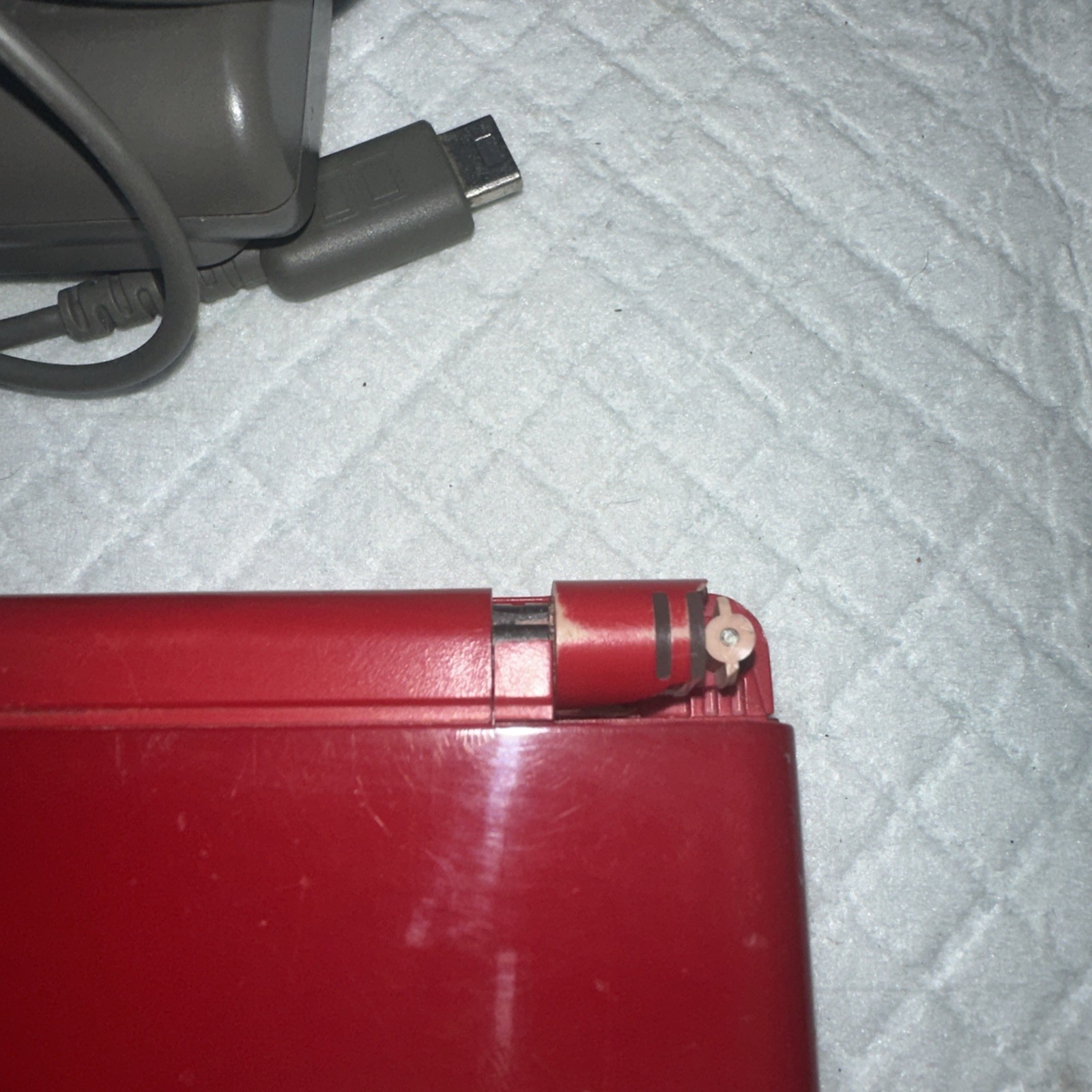 Nintendo DS Lite Mario Edition Console w/ Charger & GBA WORKS! BAD HINGE!