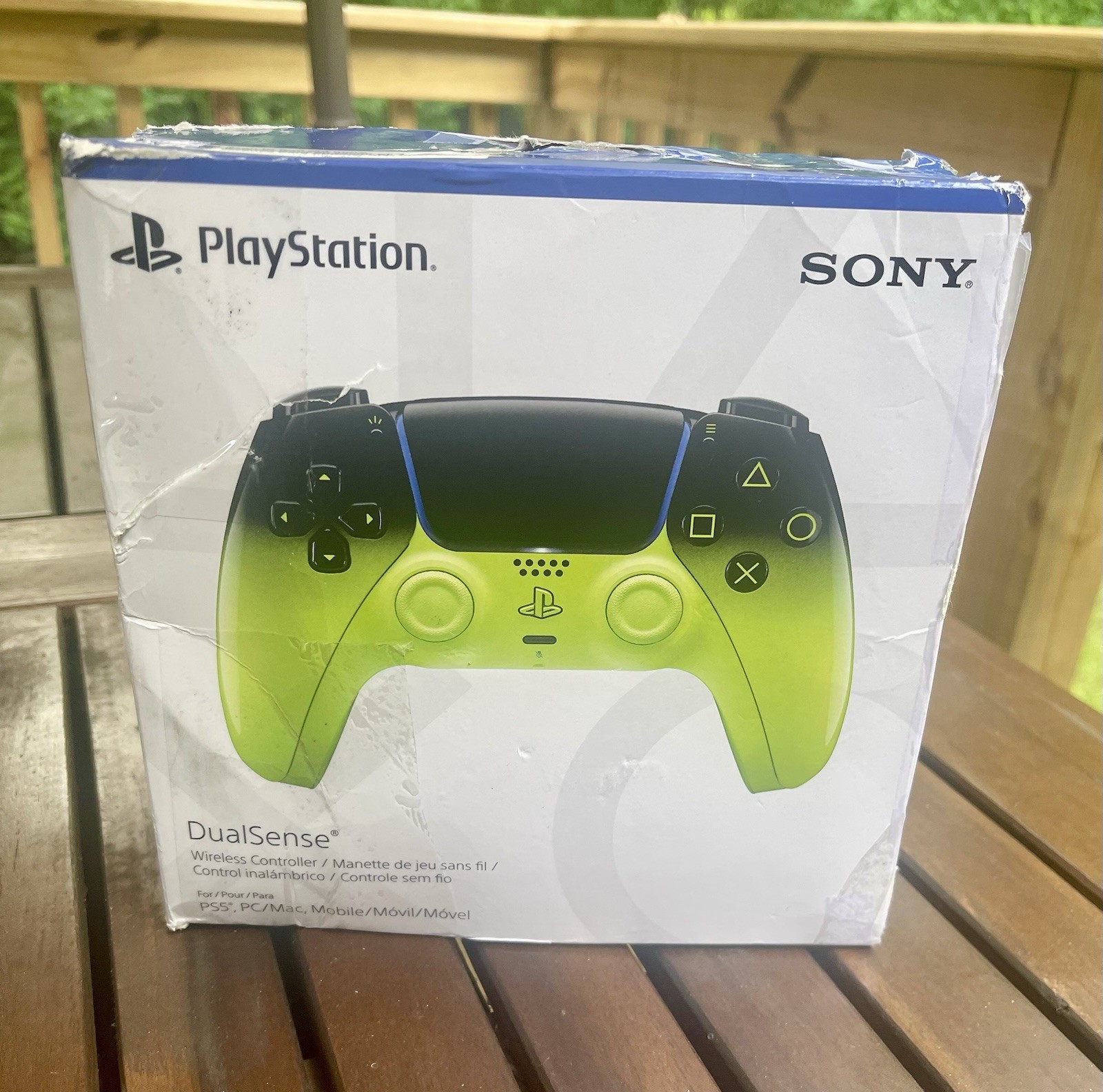 PlayStation 5 DualSense Wireless Controller – Remix Green