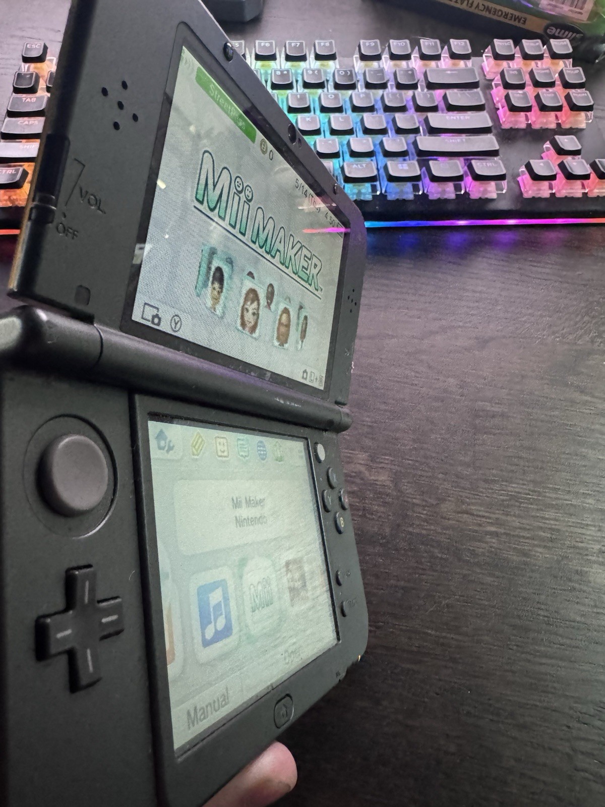 *Dual IPS?* New Nintendo 3DS XL Legend of Zelda Hyrule Edition Console