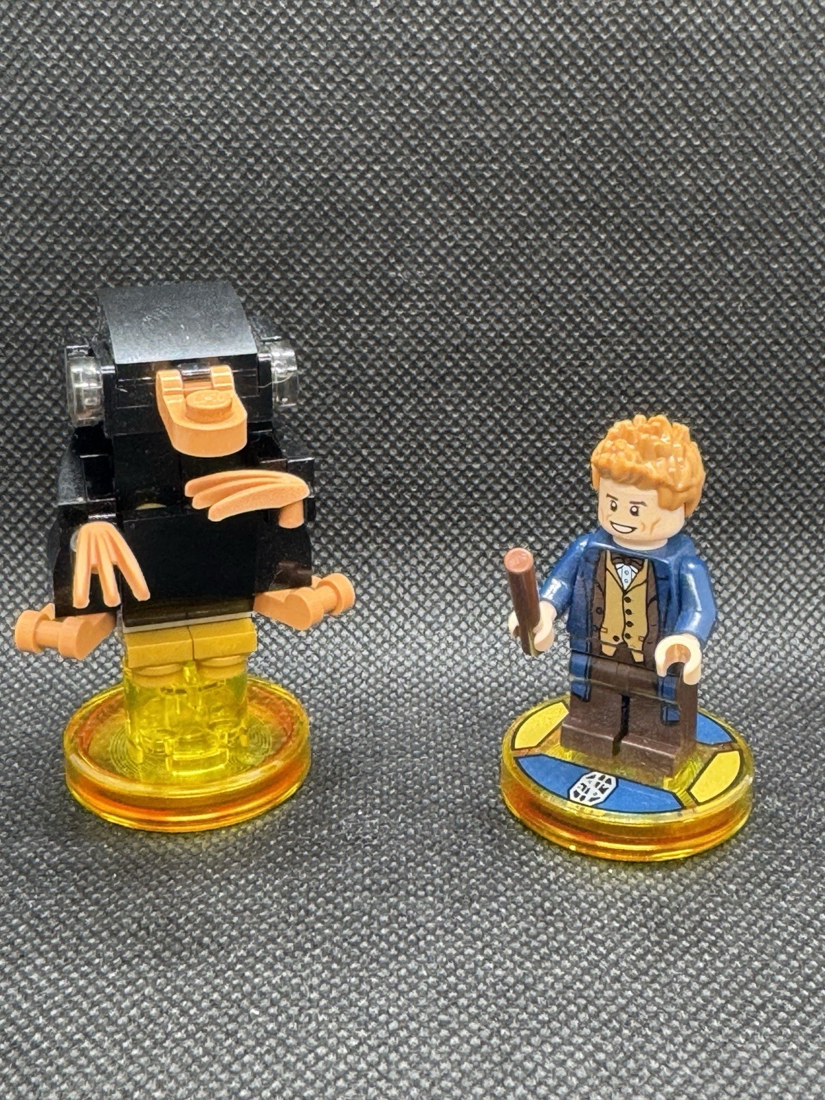 LEGO Dimensions Newt Scamander Minifigure with Accessory Fantastic Beasts 71253