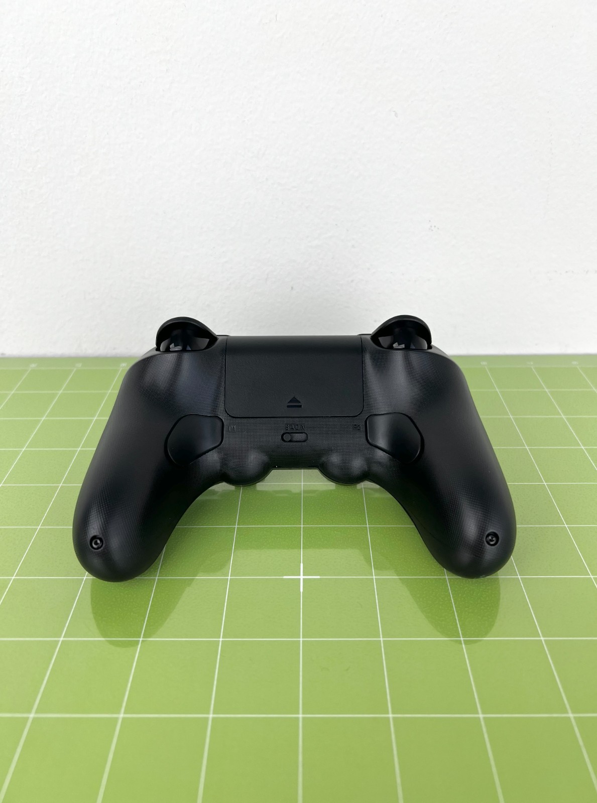 8BitDo Ultimate Bluetooth Controller with Charging Dock – Black