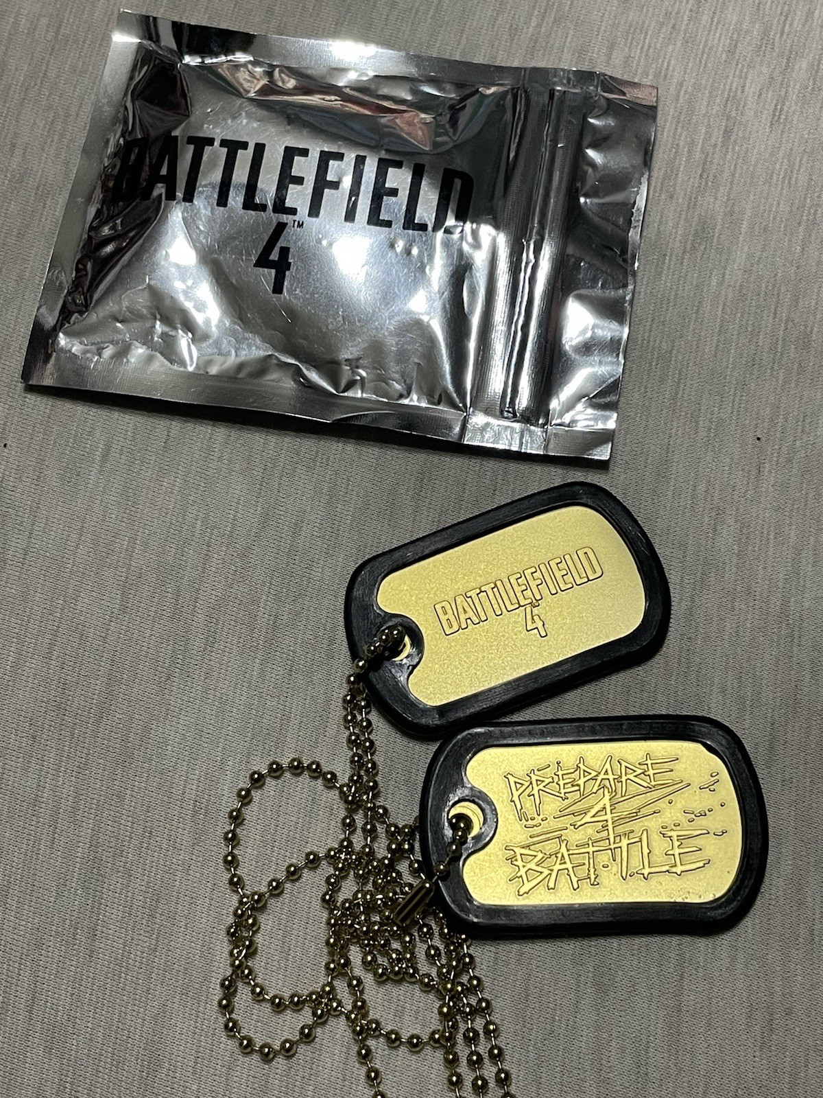 Battlefield 4 Dog Tags Gold Rare Promo Prepare for Battle Necklace Xbox PS4 PS3