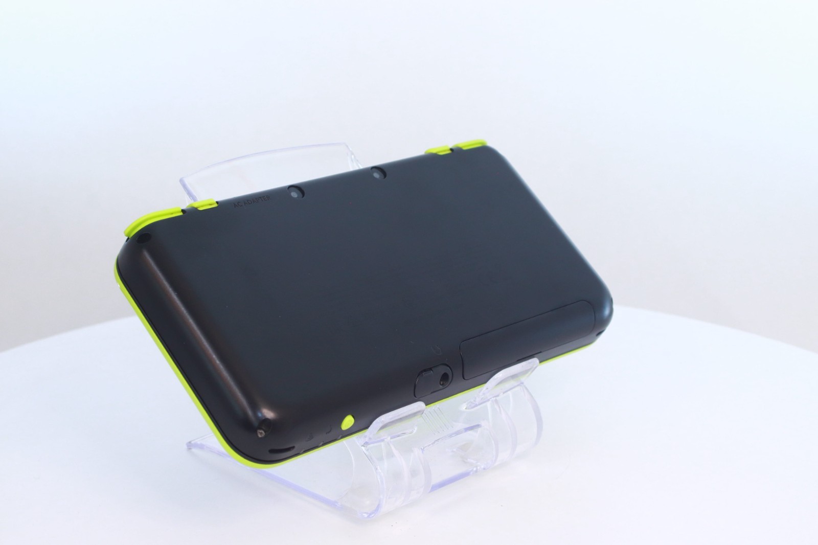 New Nintendo 2DS LL XL Lime Black [Rank :S]