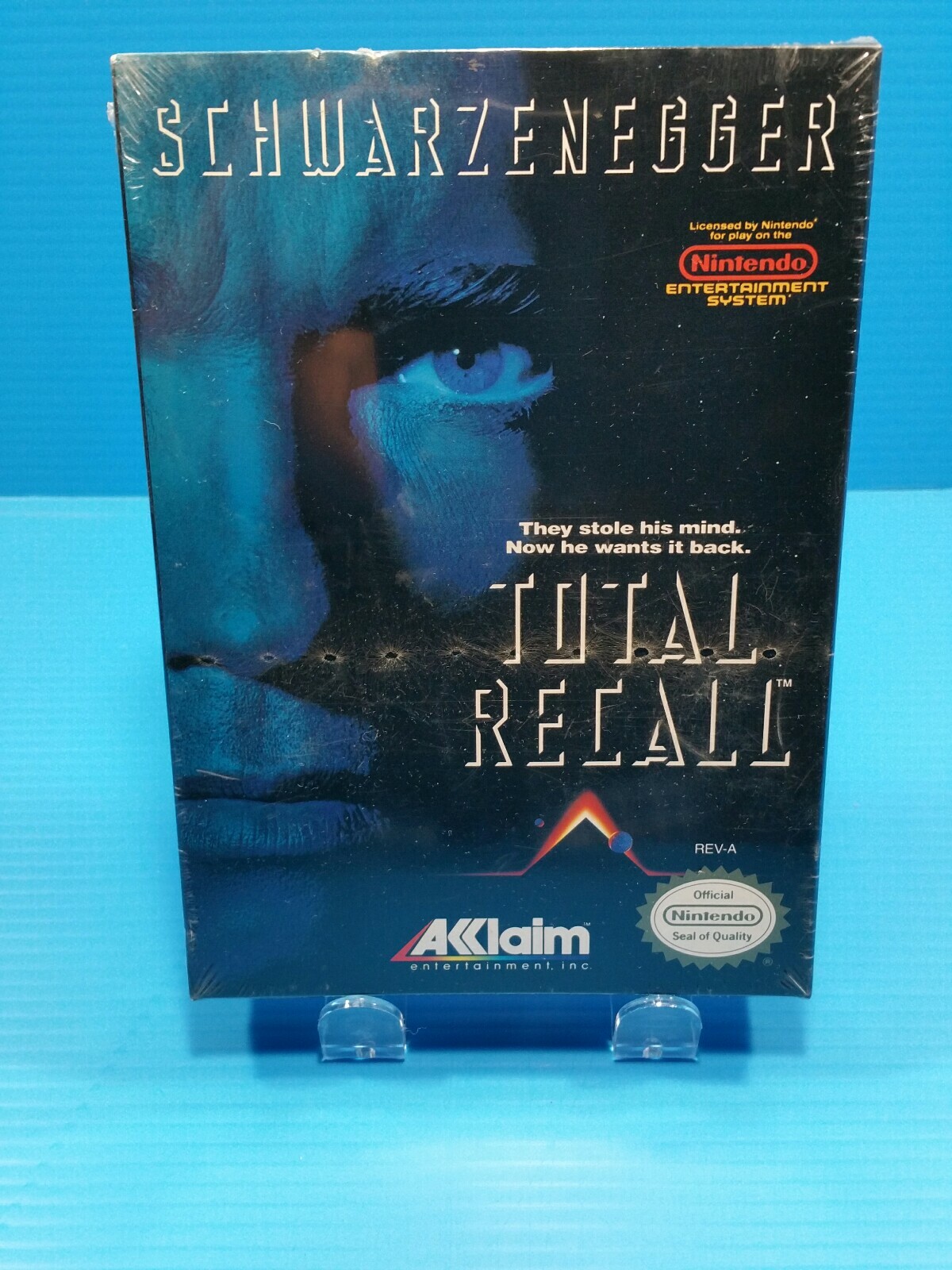 Brand New, Factory sealed. H-Seam, Nintendo NES Total Recall game. Look at pics