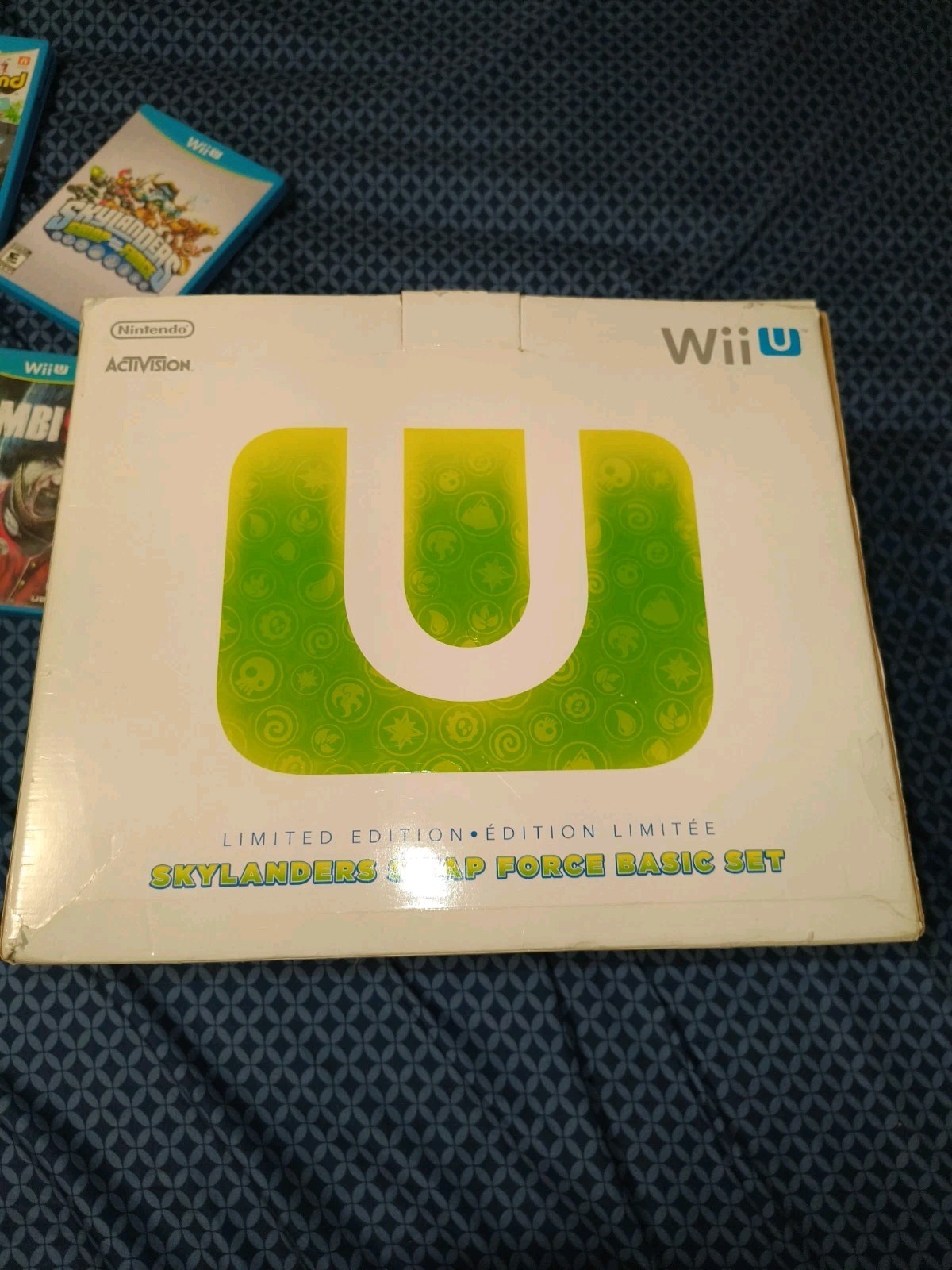Wii U CONSOLE – USED- SKYLANDERS Swap Force Basic Set – 8GB – WHITE + 8 Games