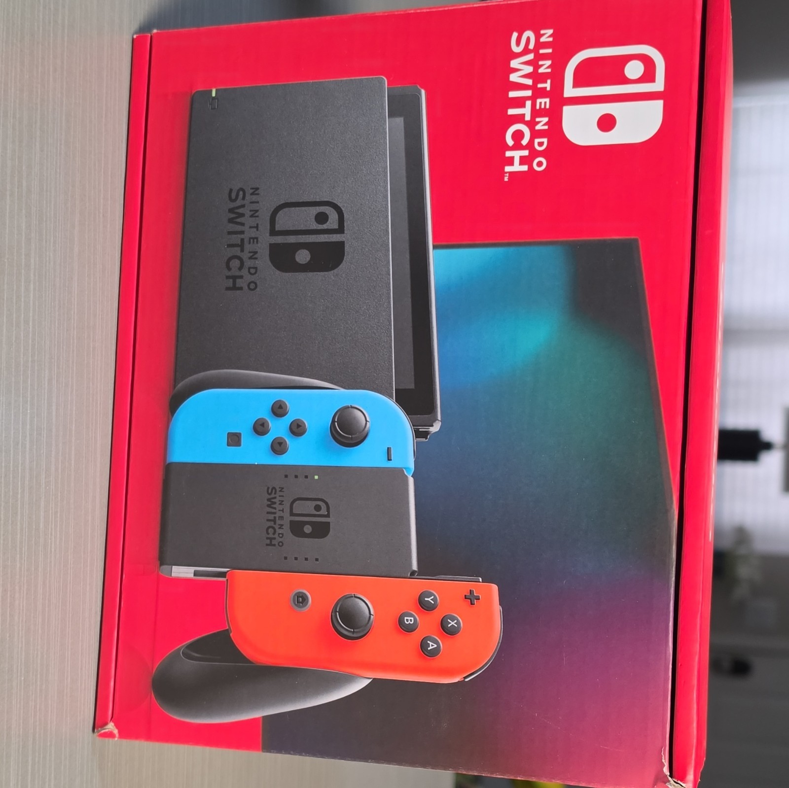 Nintendo Switch Console 32GB 720p HD HDMI w/ Neon Red/Blue Joy-Con & Dock