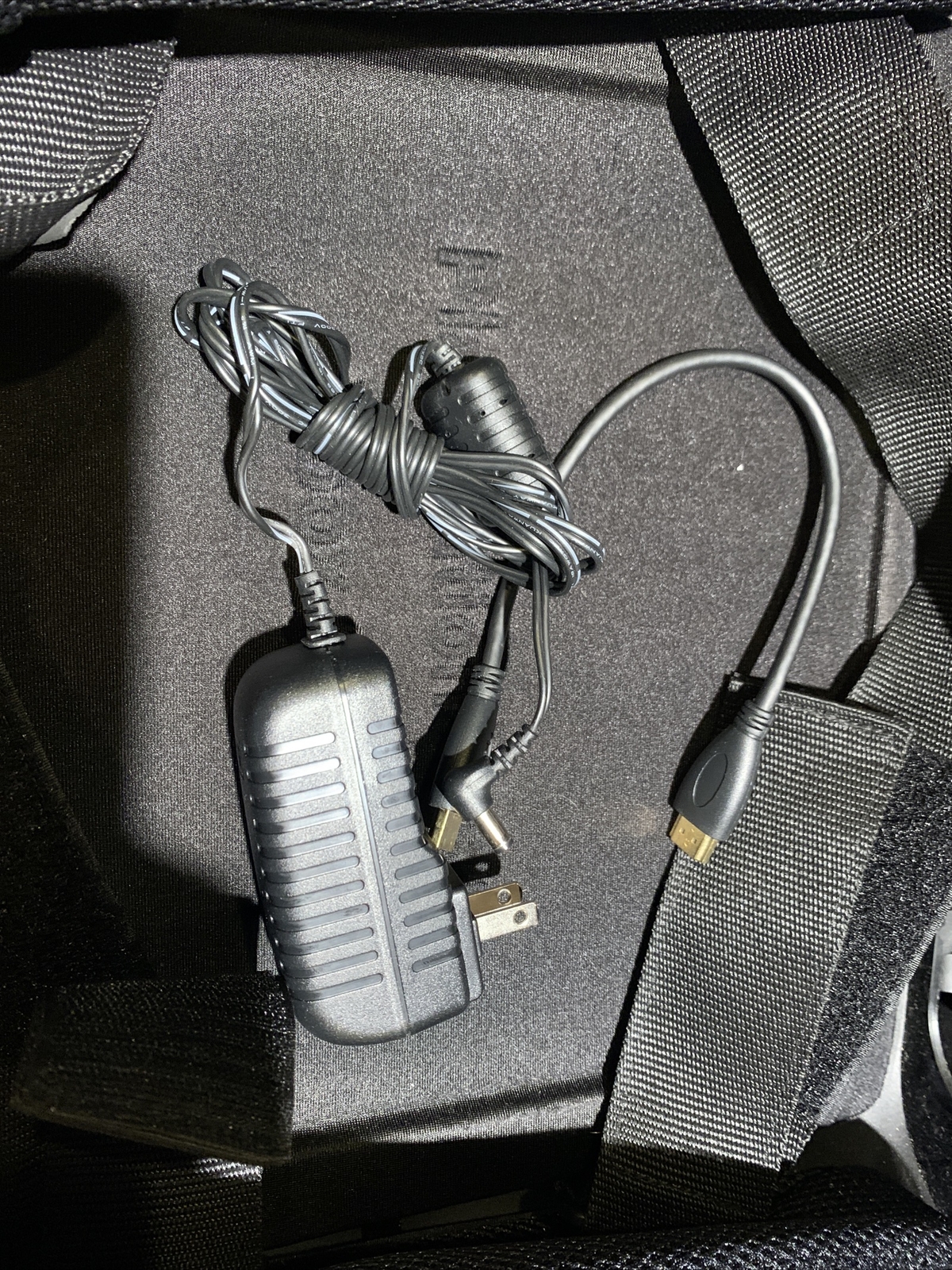 GAEMS G155 LCD Gaming Case