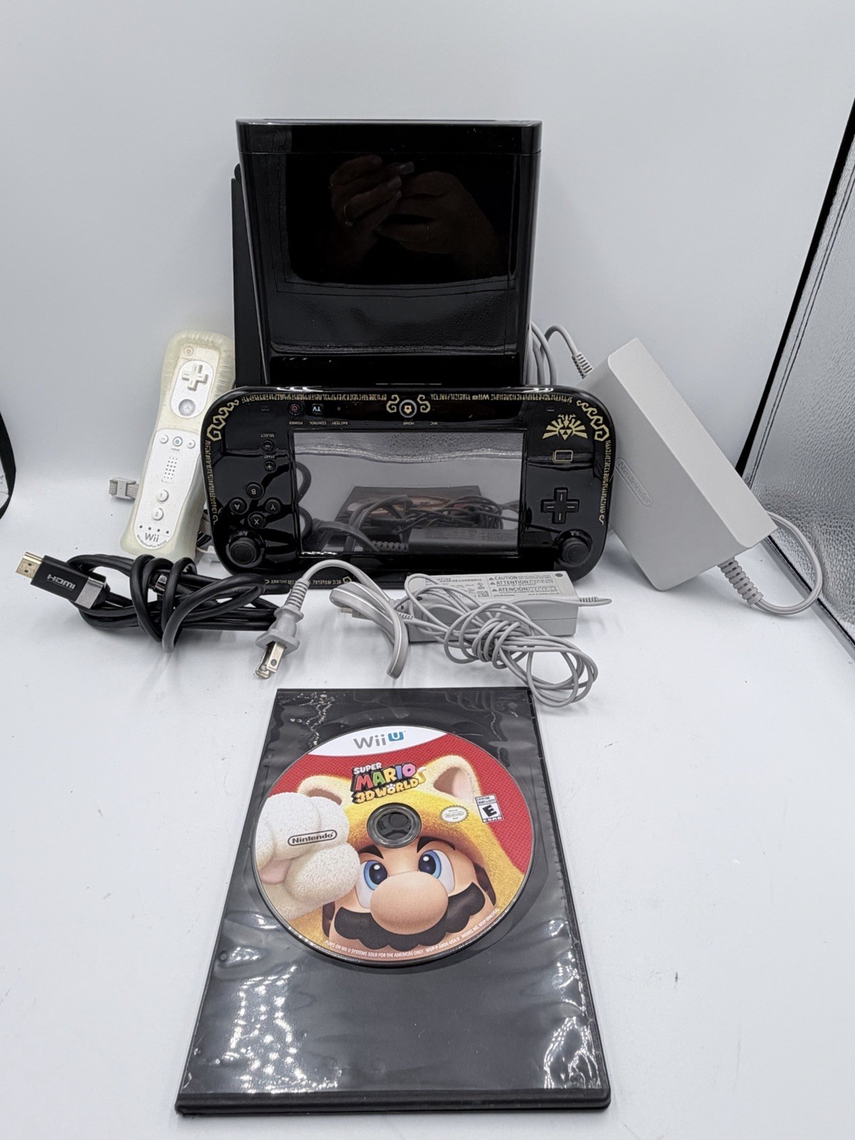 Nintendo Wii U The Legend of Zelda : The Wind Waker Console & Game Pad TESTED
