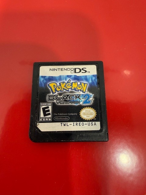 Pokemon Black 2 + White 2 Nintendo DS 2012 Authentic Tested