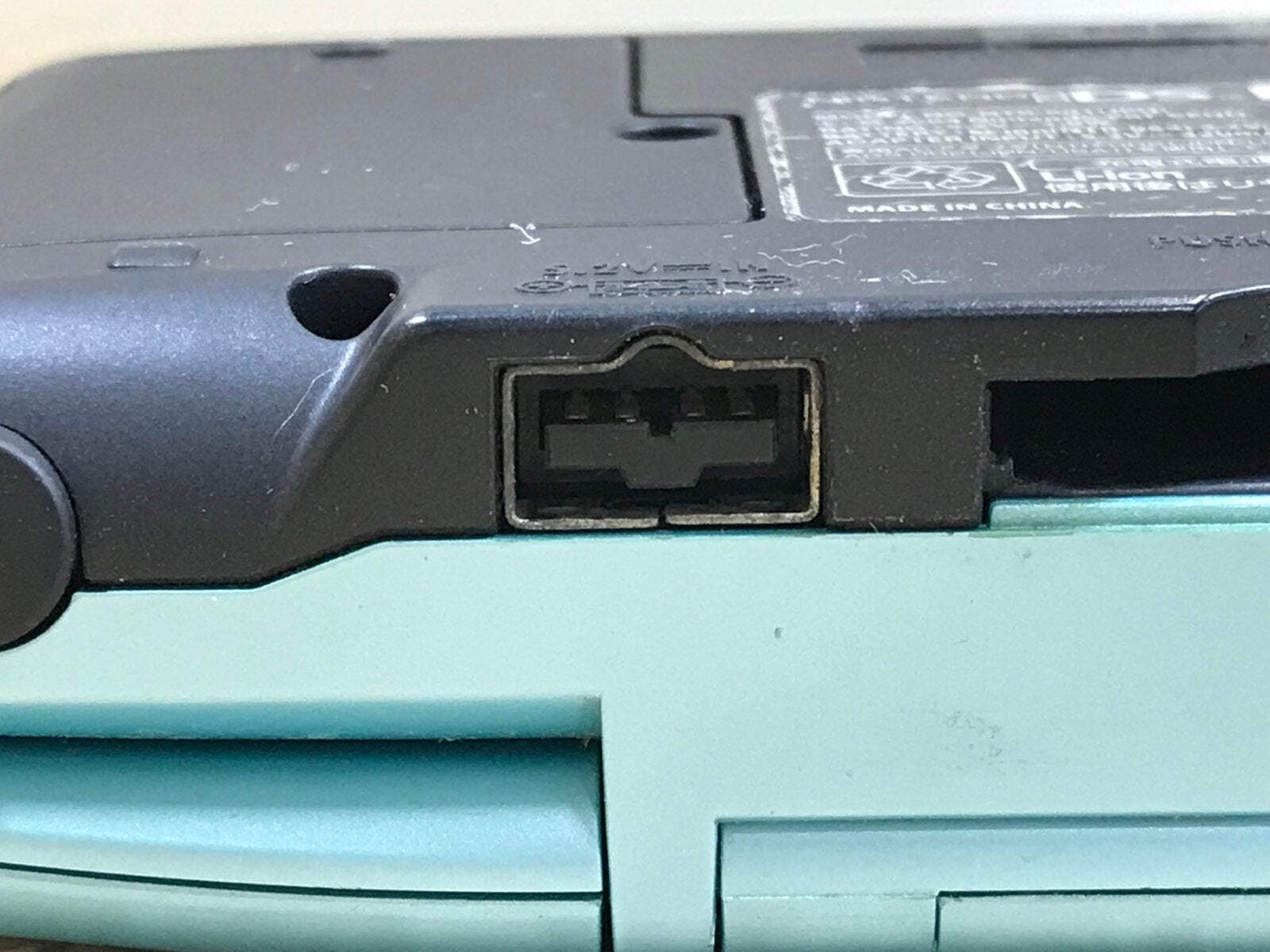 Nintendo DS Turquoise Blue Console Nintendo Japan – With Defects LH1231