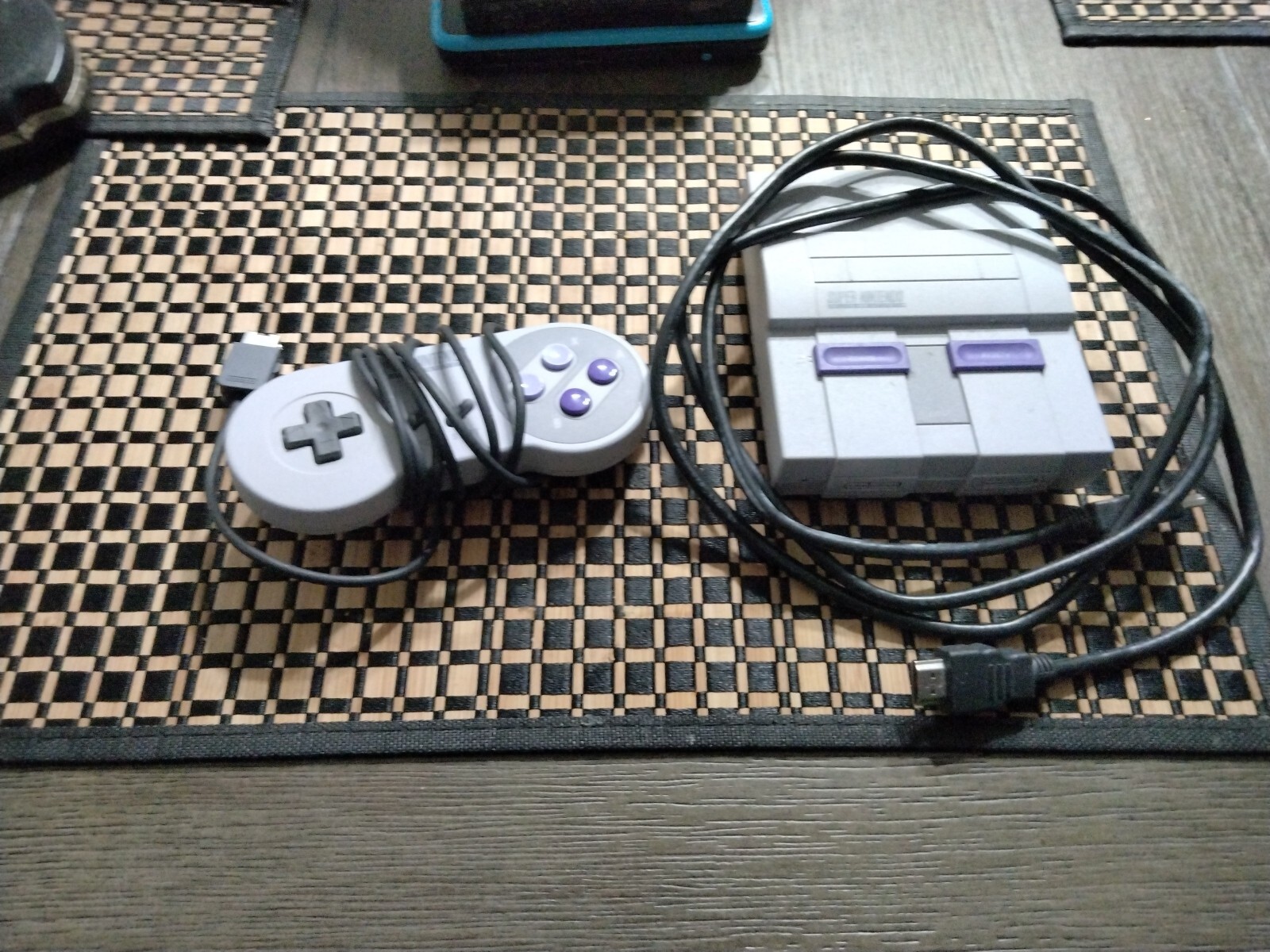 Nintendo Super SNES Mini Classic Edition Console With Controller No Power Cord
