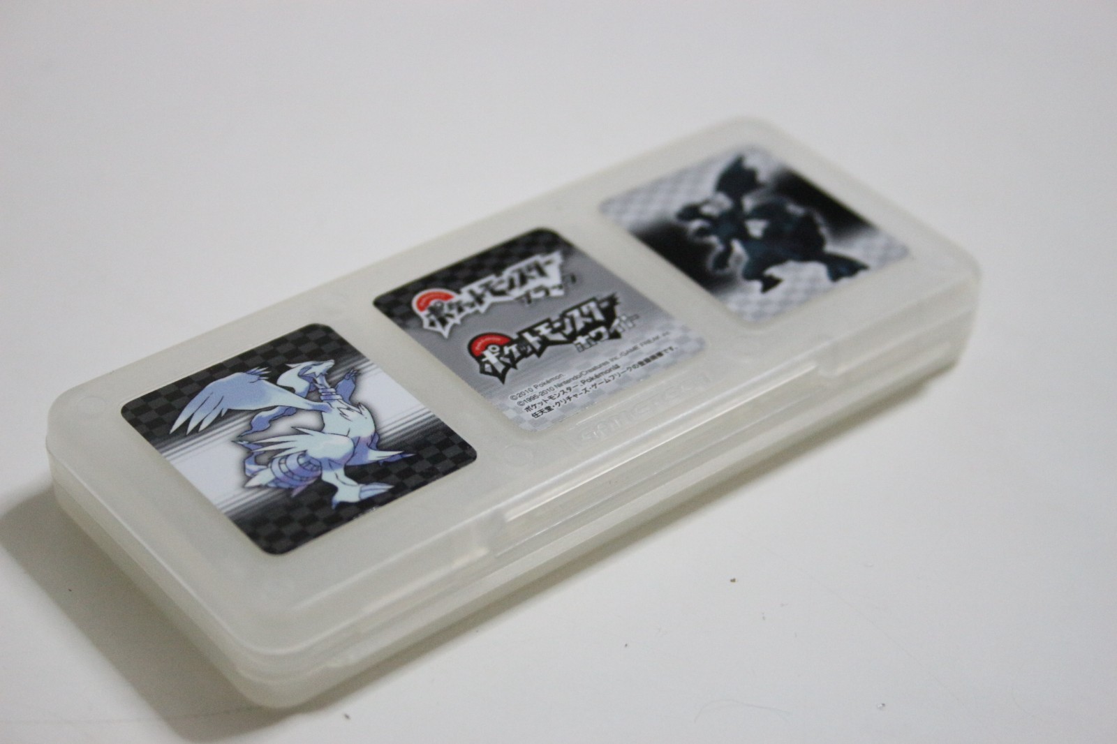 Pokemon Black and White Game Cartridge Case for Nintendo DS Reshiram | Zekrom
