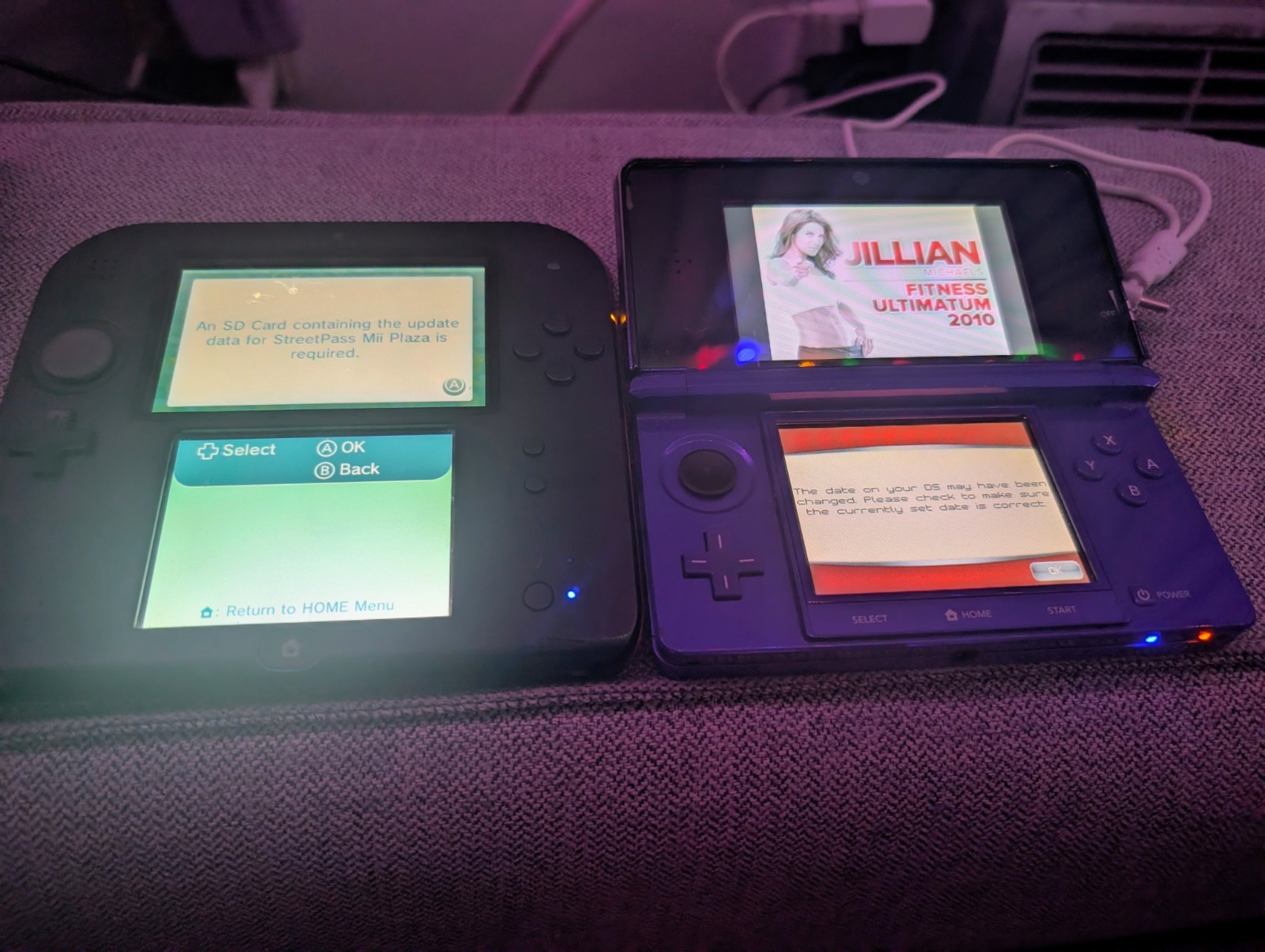 Retro games, consoles handheld DS, desks, accessories