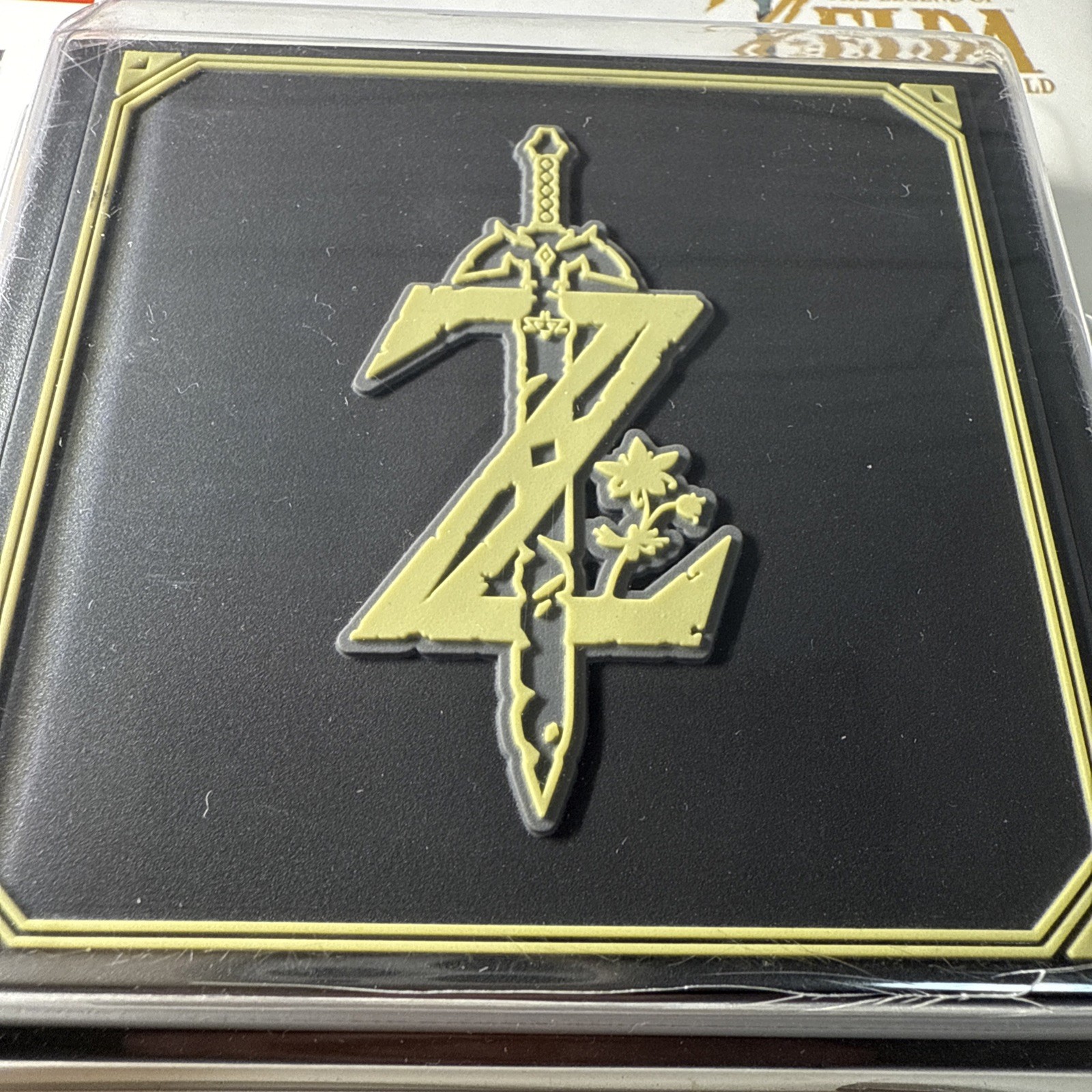 Nintendo Switch: Legend of Zelda Premium Game Card Case For 12 Games & Micro SD