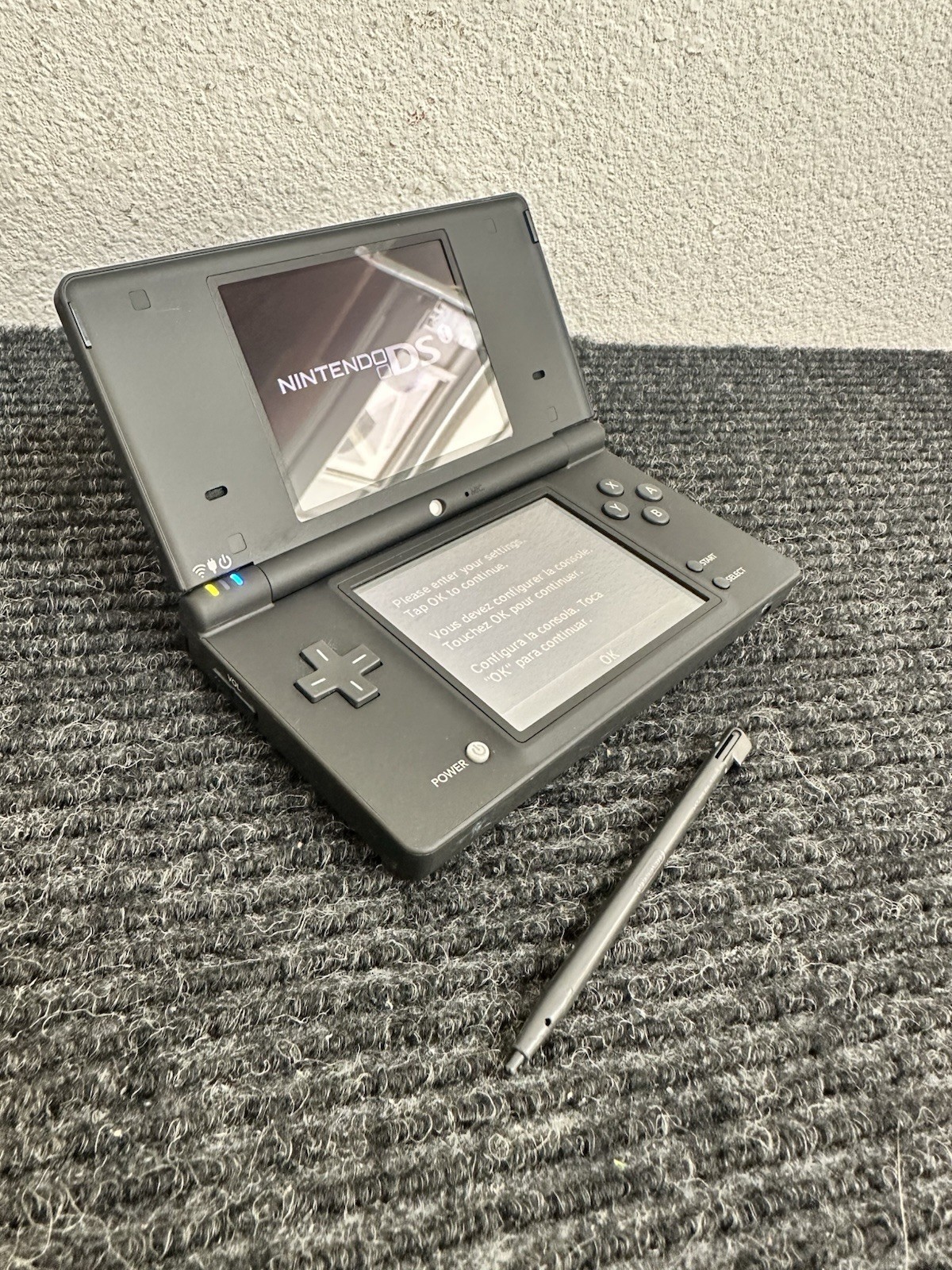 Nintendo DSi Console Launch Edition Black Japan Model With Stylus
