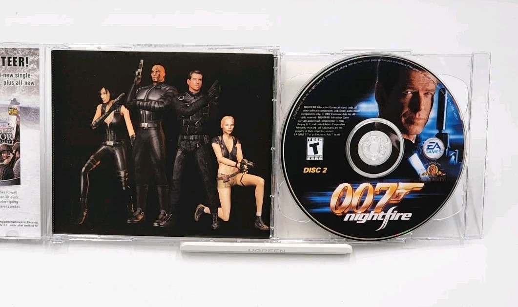 007 NightFire by EA Games – Complete in Box 2 CD Set W/Booklet – Free Shipping