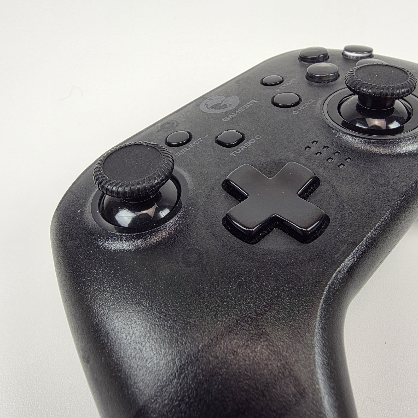 GameSir T4 Pro Wireless Controller for Windows PC/Switch/Android/iPhone USB-C