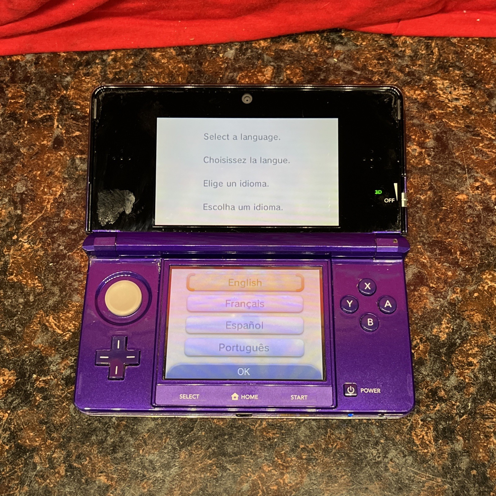 Nintendo 3DS Purple CTR-001(USA) 3D Wi-Fi W/ Stylus!! (LOOK)
