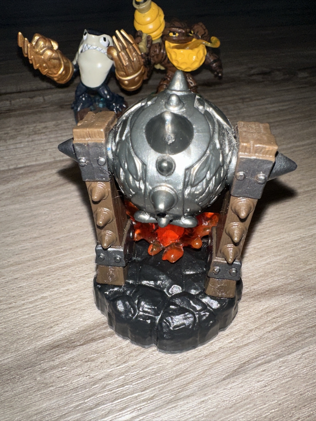 Skylanders Swap Force Fiery Forge Battle Pack Bumble Blast Knockout Terrain Lot
