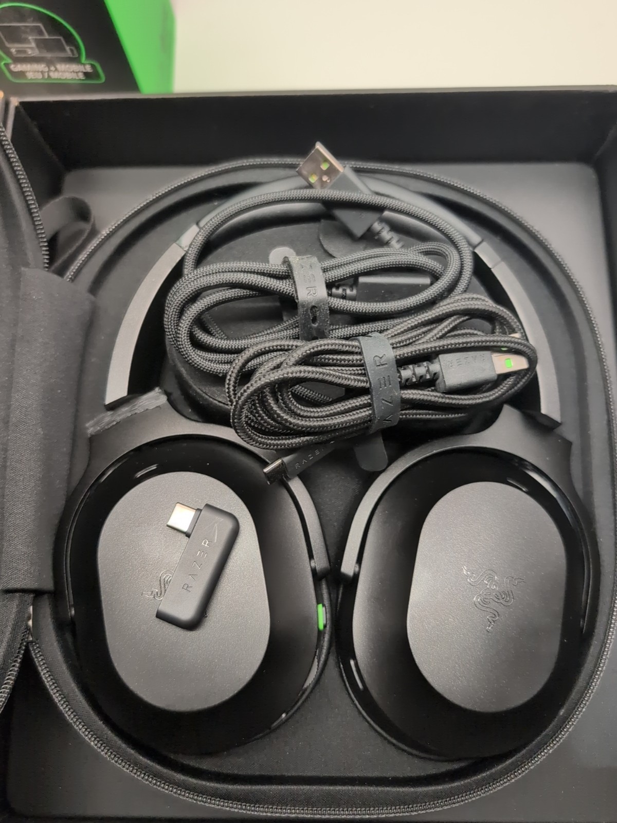 Razer Barracuda Pro Wireless Gaming Headset for PC/Console Hybrid ANC W/ Box #4