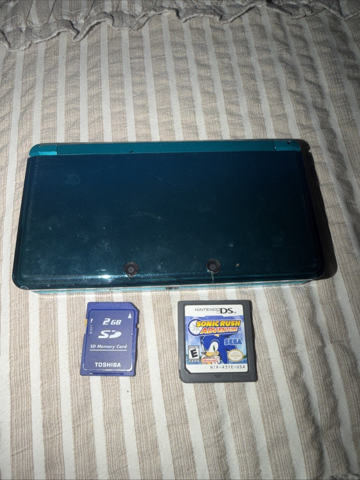 Nintendo 3DS Aqua Blue Handheld Console System CTR-001