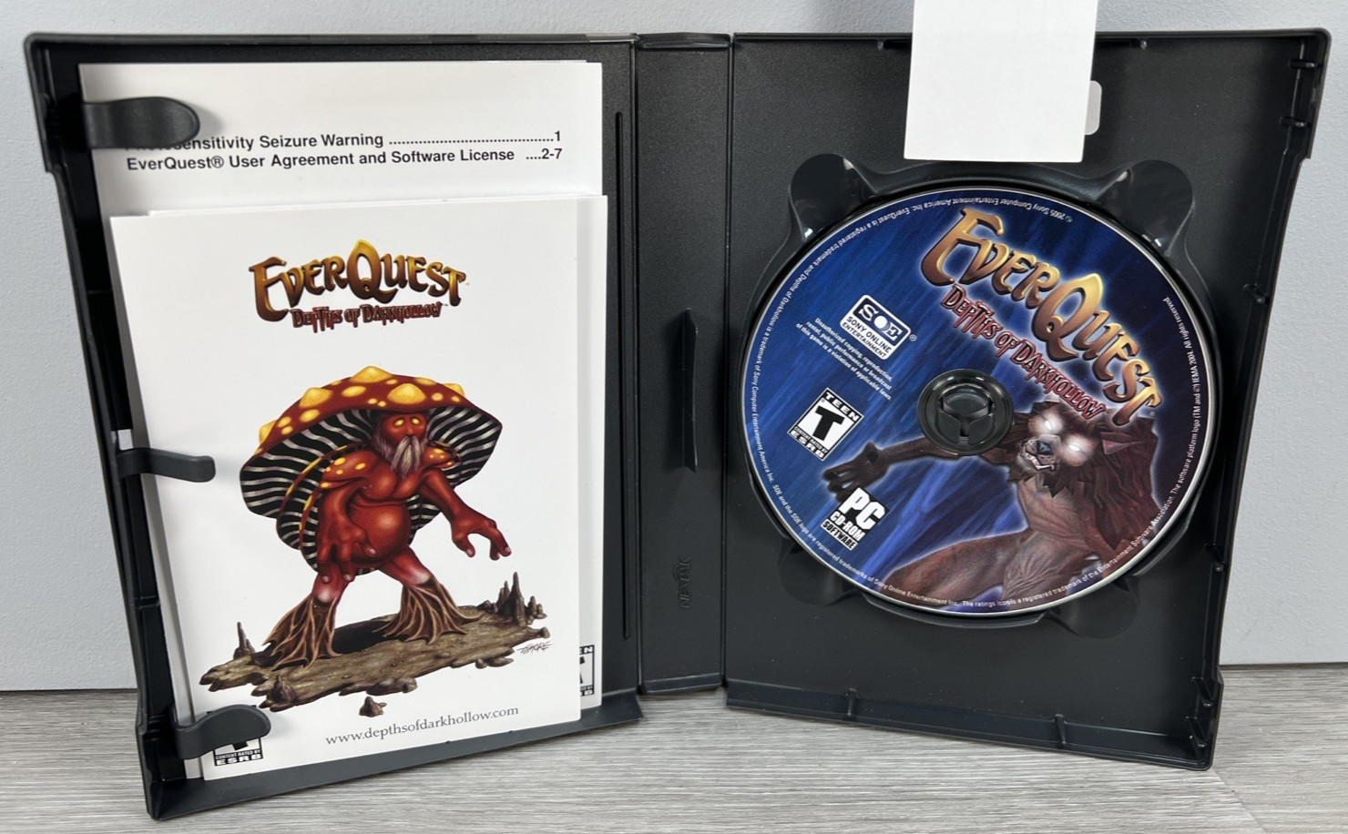 EverQuest: Depths of Darkhollow (PC, 2005) Expansion Pack W/ 4 Post Cards