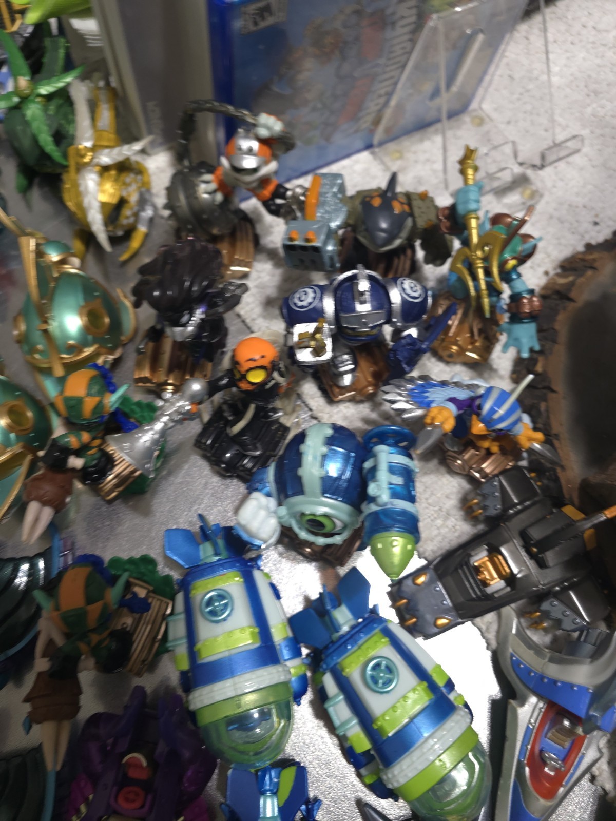 HUGE Skylanders Lot 100+ Figures WORKING GREAT NO RETURNS ACCEPTED