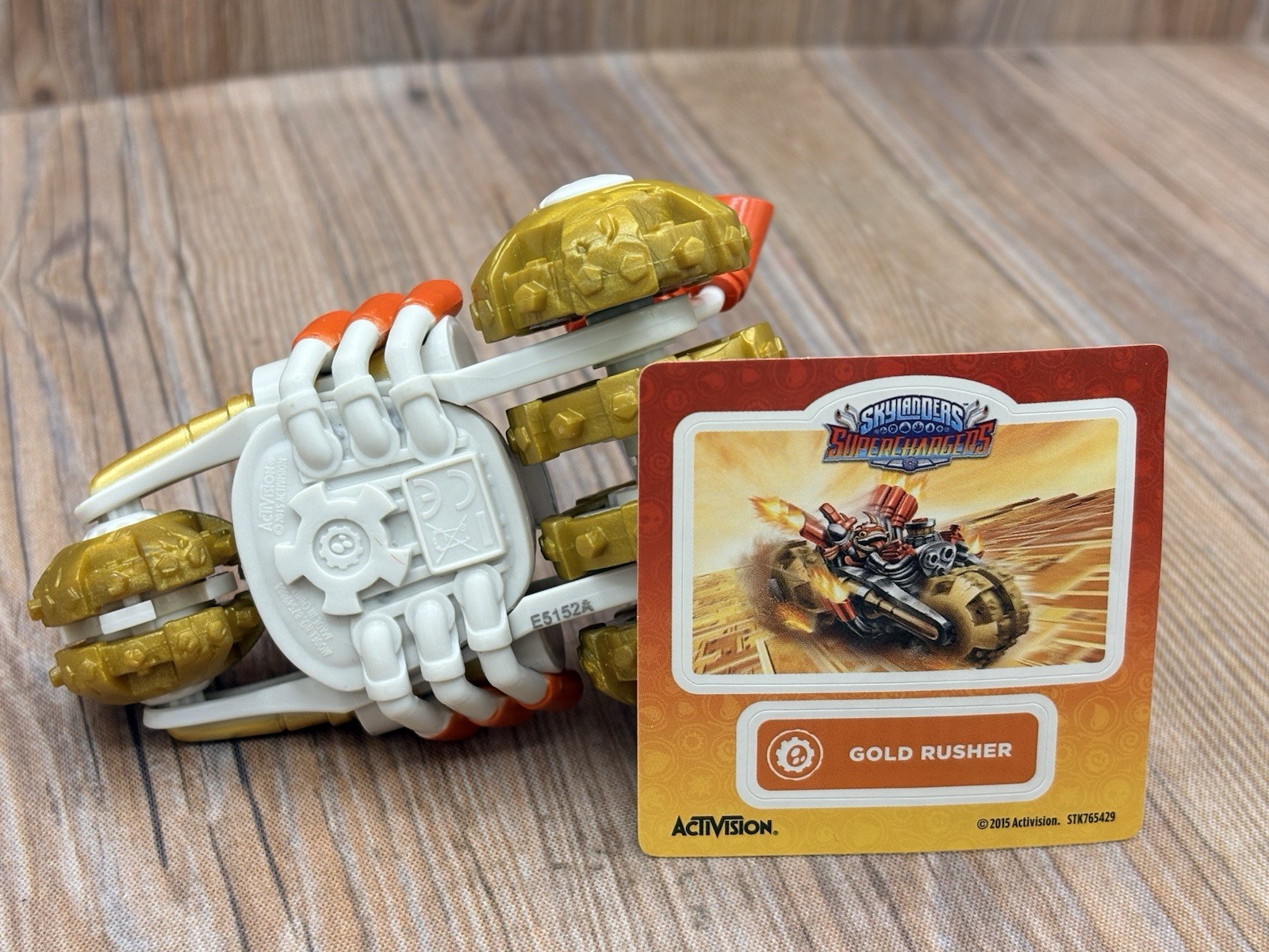 Skylanders Superchargers Land Racing Gold Rusher Vehicle Xbox One Switch PS4 Wii