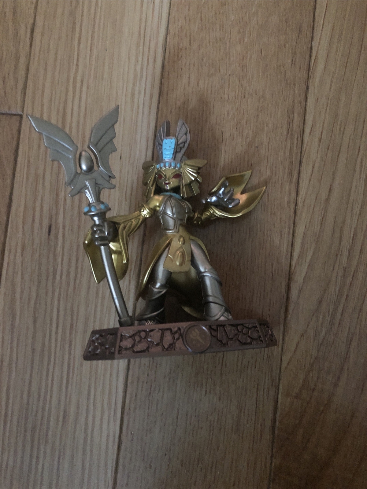 ACTIVISION SKYLANDERS IMAGINATORS GOLDEN QUEEN SENSEI FIGURE, 87798888 TOY