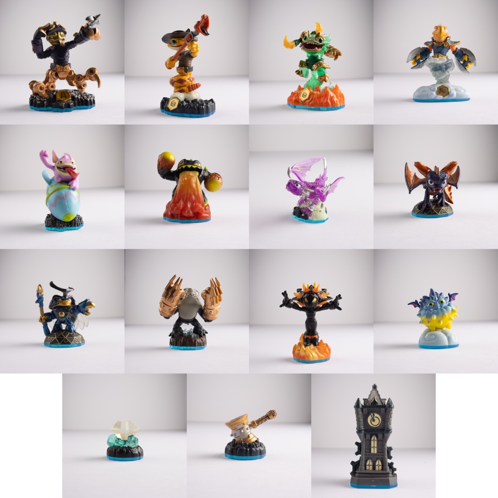 Skylanders Swap Force – Figures + Select Trading Cards/Stickers – Collection
