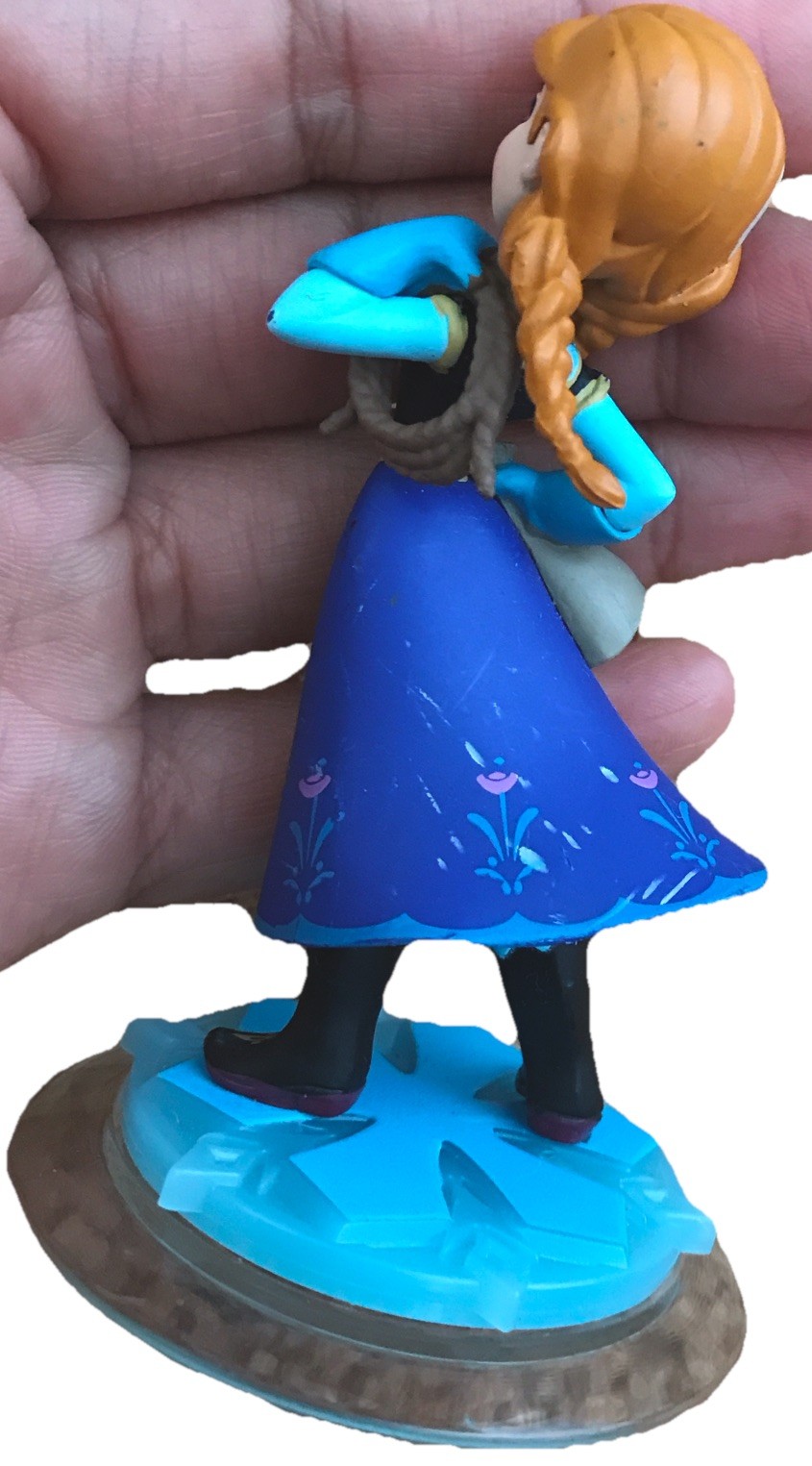 Disney Infinity Video Game Frozen Elsa & Anna Figures *See Description And Pix*
