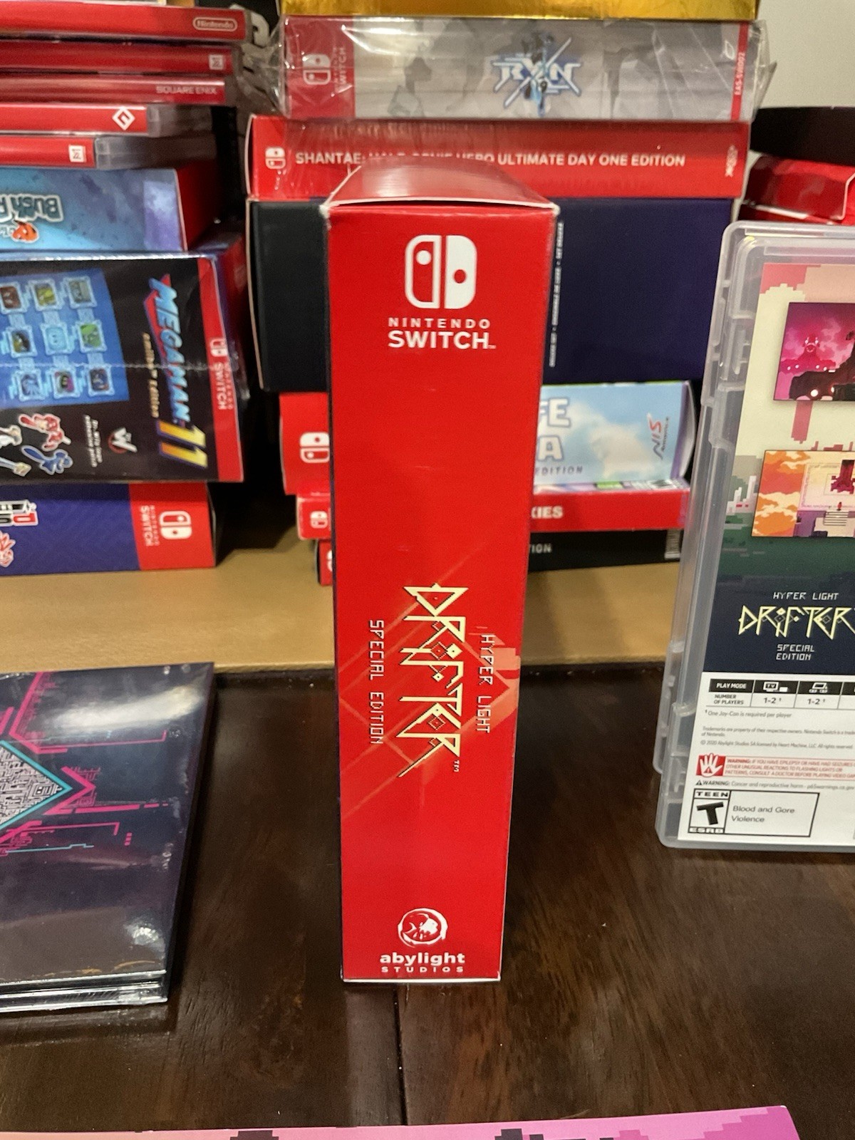 Hyper Light Drifter Collector’s Edition(Switch)
