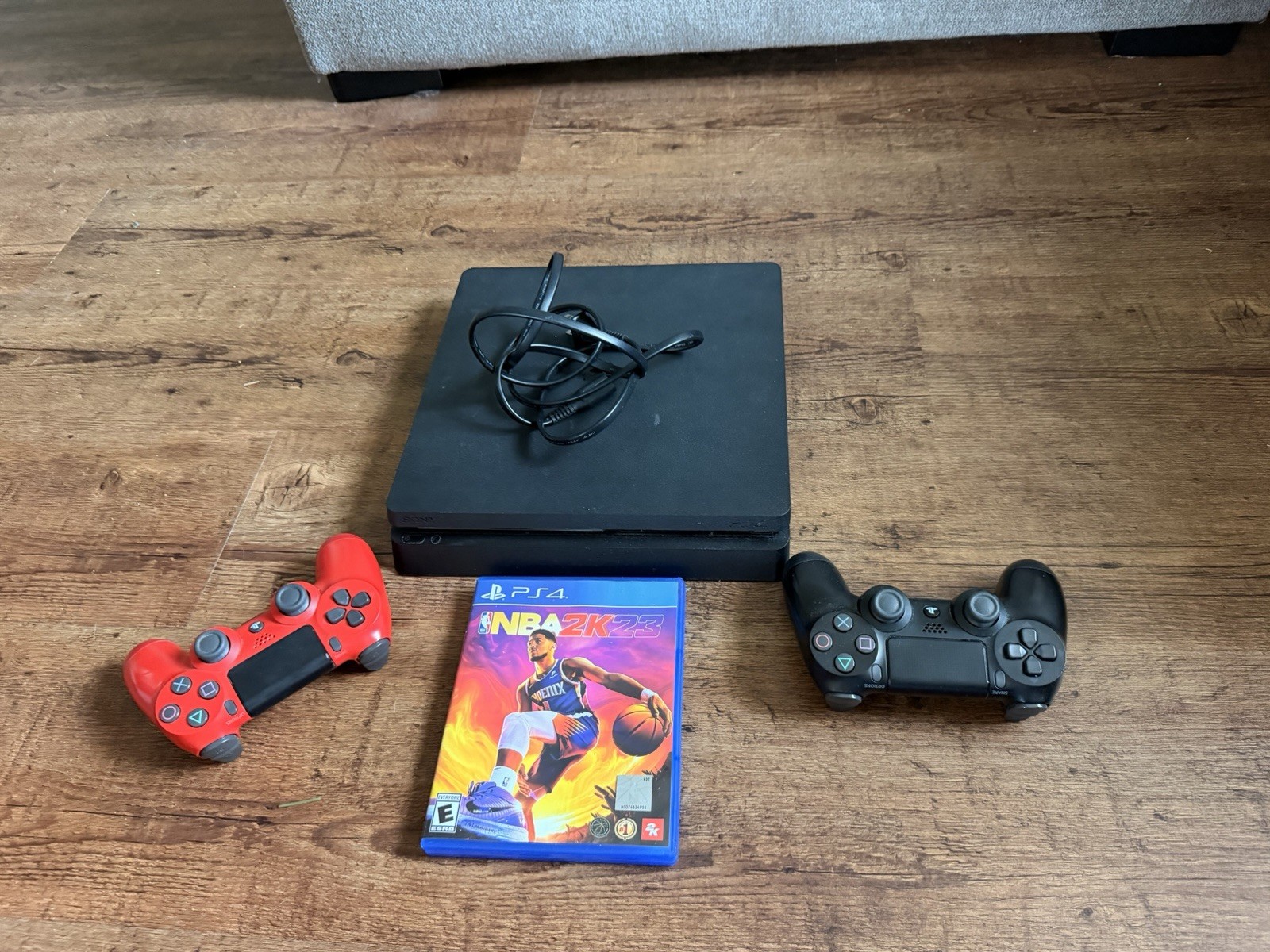Sony PlayStation 4 500gb Jet Black Console With Two Controllers and 2k 23
