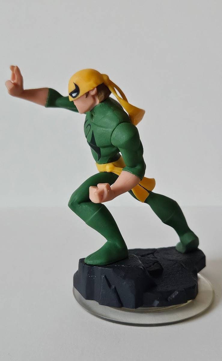 Disney Infinity 2.0 Marvel Super Heroes Iron Fist Figure