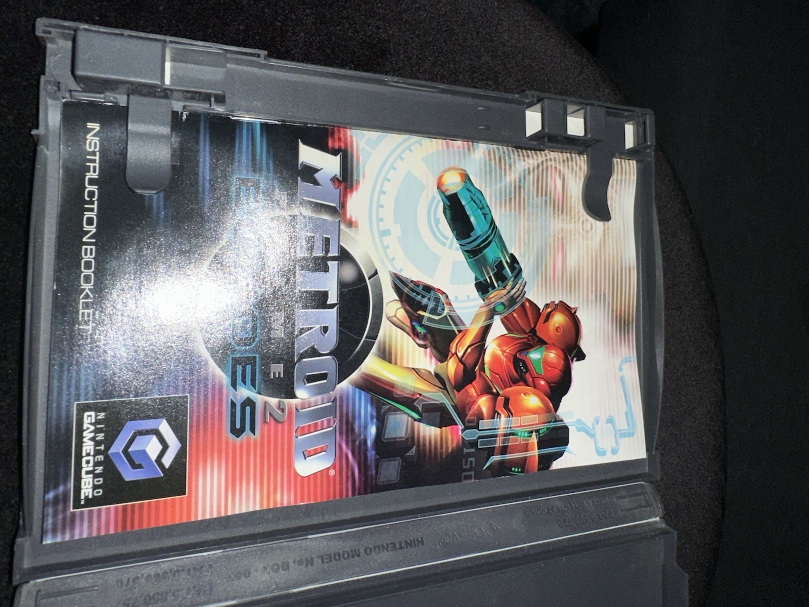 Metroid Prime 2 Echoes (Nintendo GameCube, 2004) – Complete W/Manual