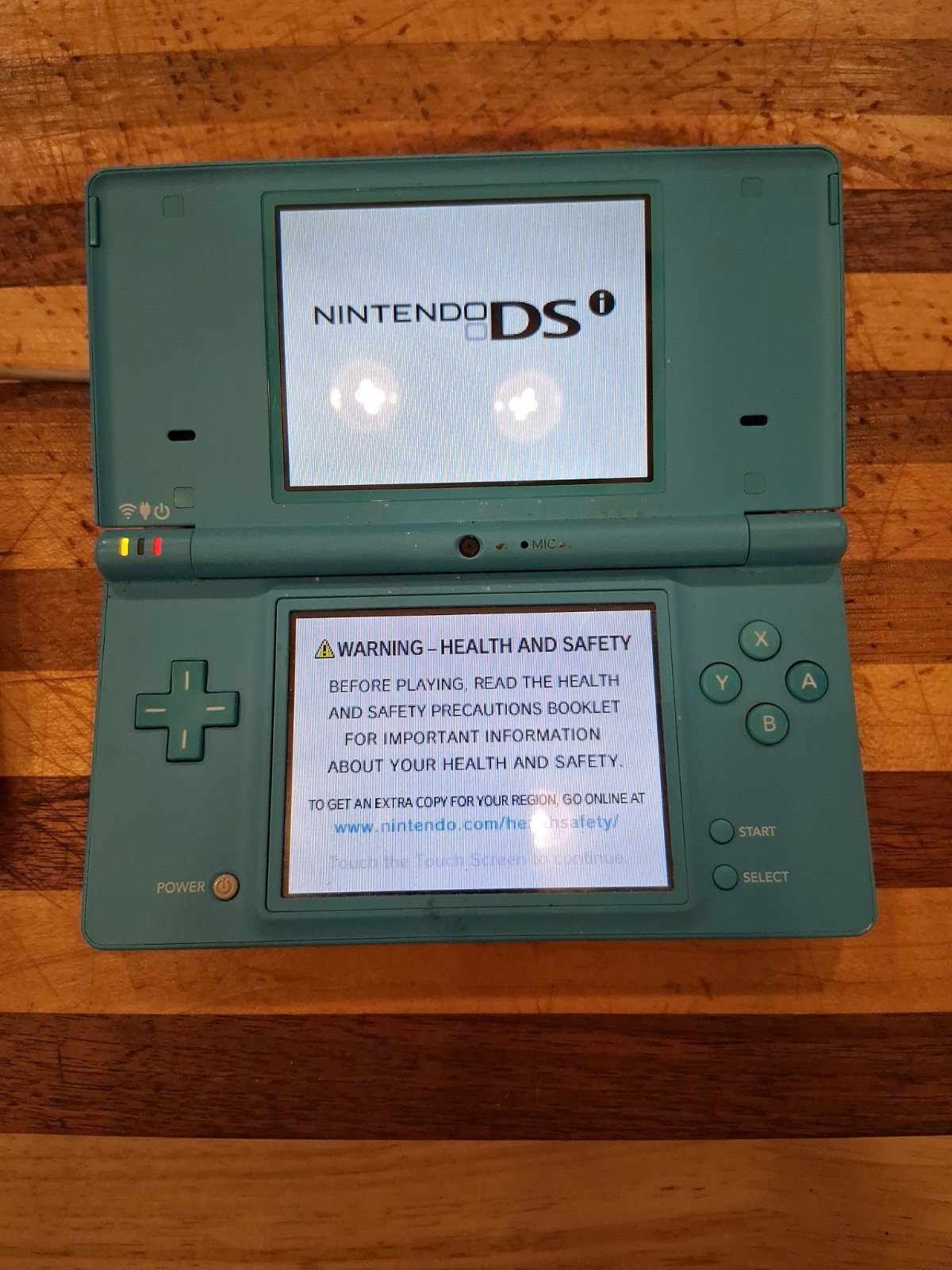 Nintendo DSi TWL-001 Teal Blue SD Card No Stylus No Games Tested Works *look*
