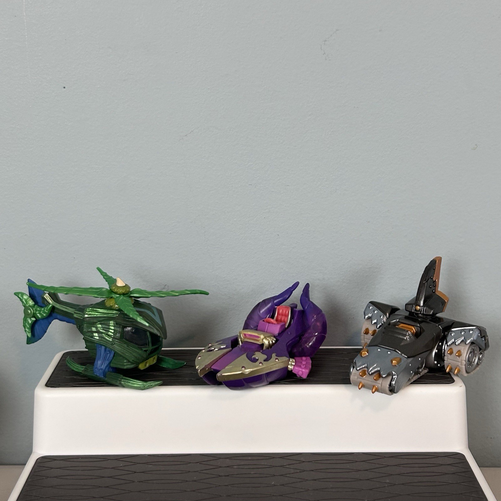 Skylanders Spyros Adventure & Super Chargers Mixed Lot Of 24 Figures