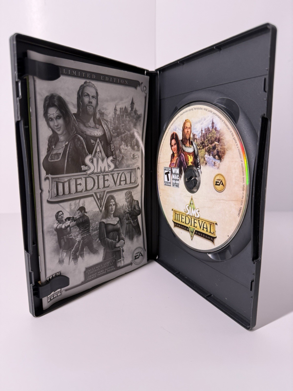The Sims Medieval PC Game 2011 Complete Limited Edition