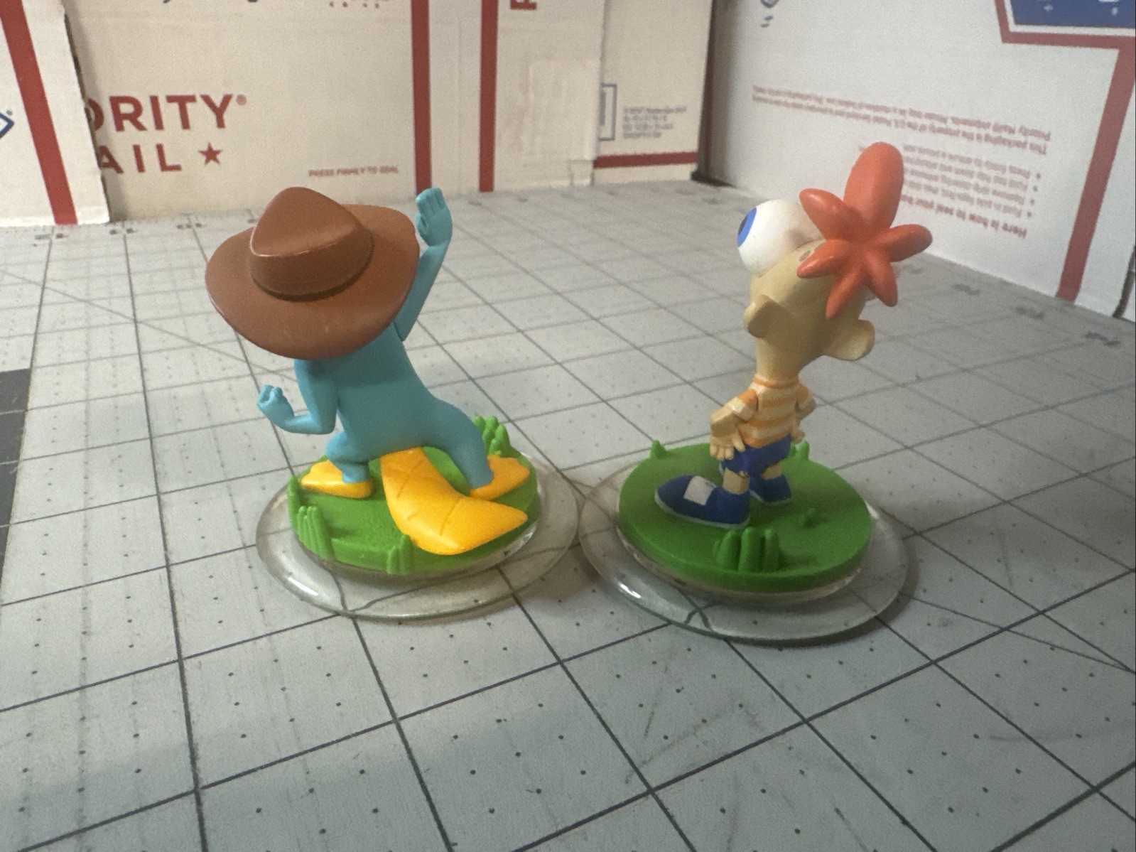 Disney Infinity 1.0 Phineas & Agent Perry Figures