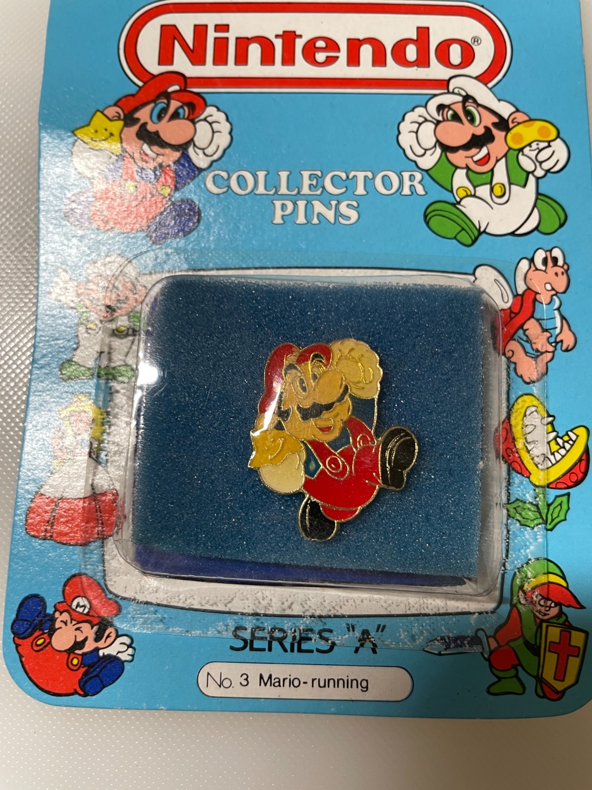 Nintendo Collectors Enamel Pin 1989 Super Mario Series “A” Running Mario #3 New