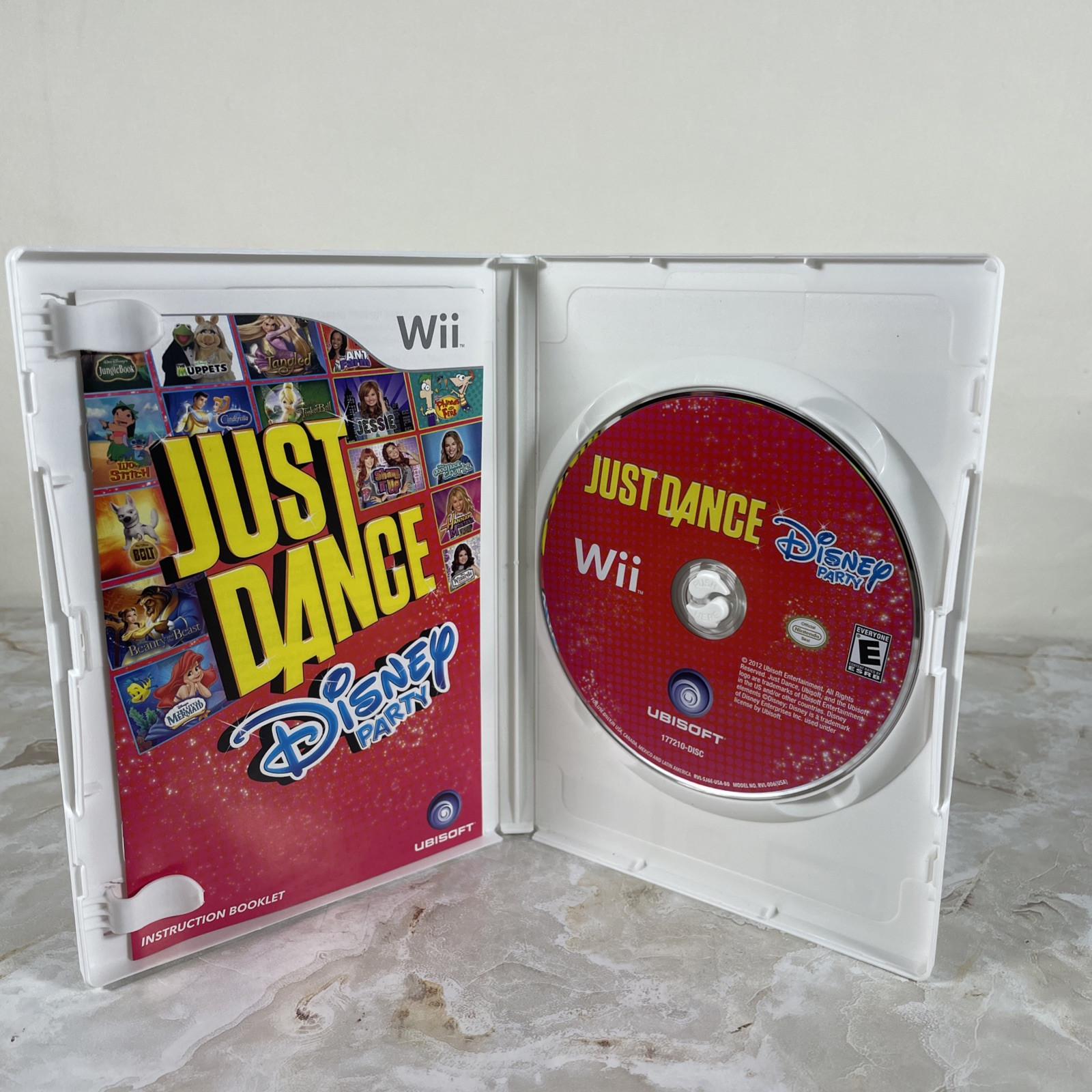 Just Dance Disney Party – Nintendo Wii CIB