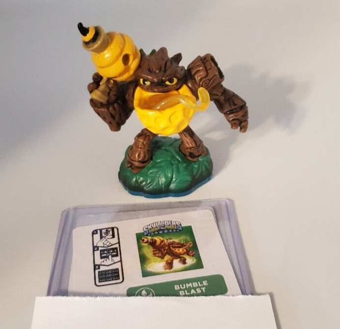 2013 Activision Skylanders Swap Force “Bumble Blast” with CARD and CODE