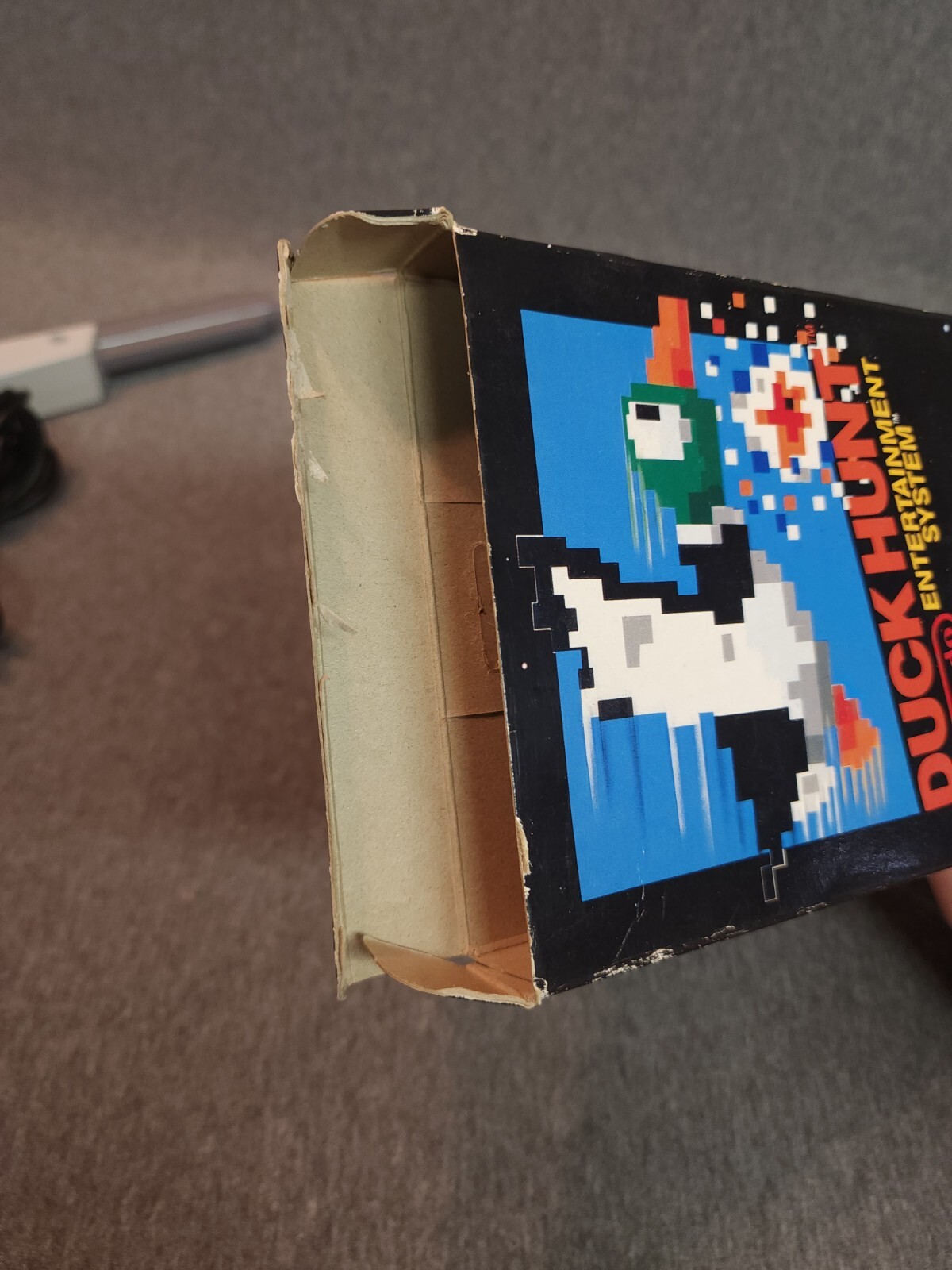Duck Hunt NES Nintendo Entertainment 5-Screw, Unpunched Black Box!!READ
