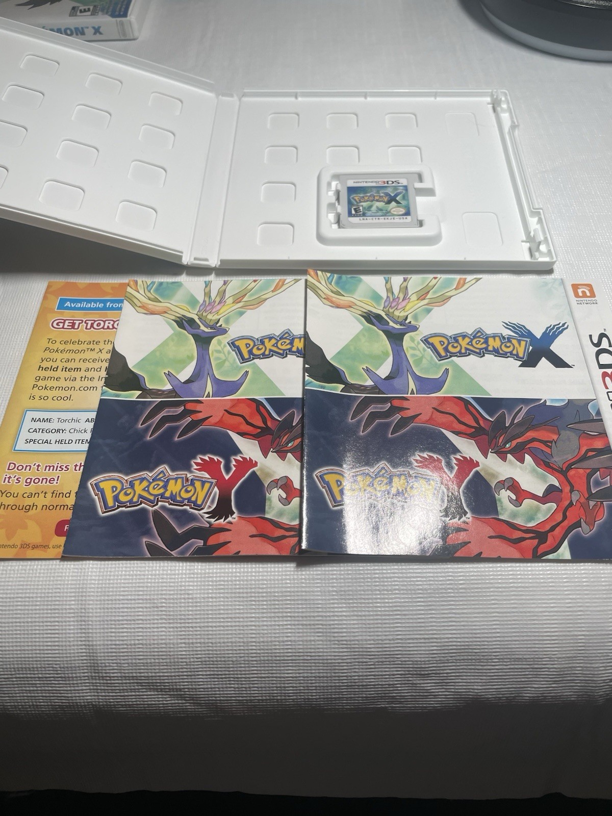 Pokemon X (Nintendo 3DS, 2013) Complete & Tested
